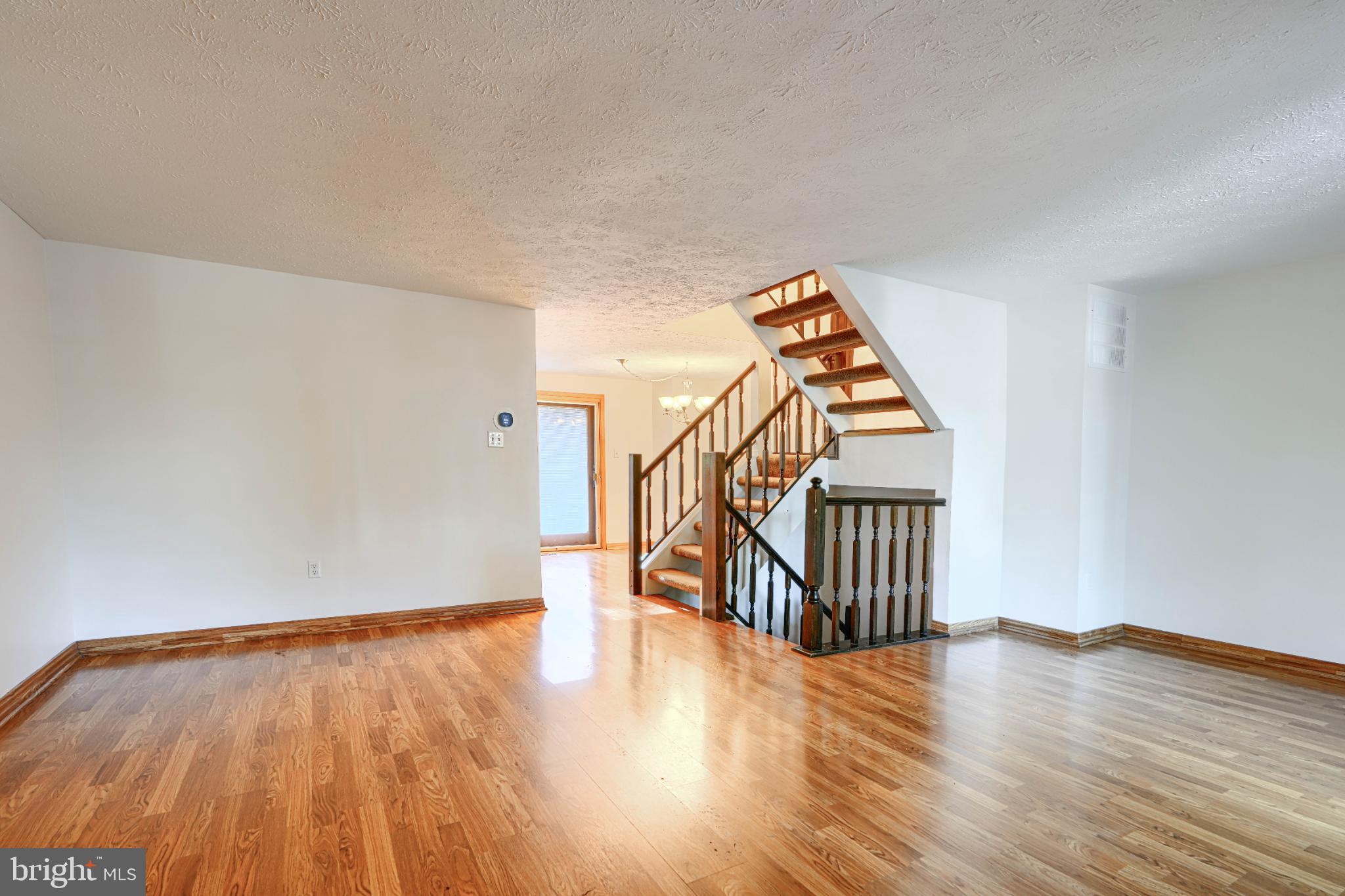 VILLAGE OF KINGS CONTRIVANCE - Residential Lease