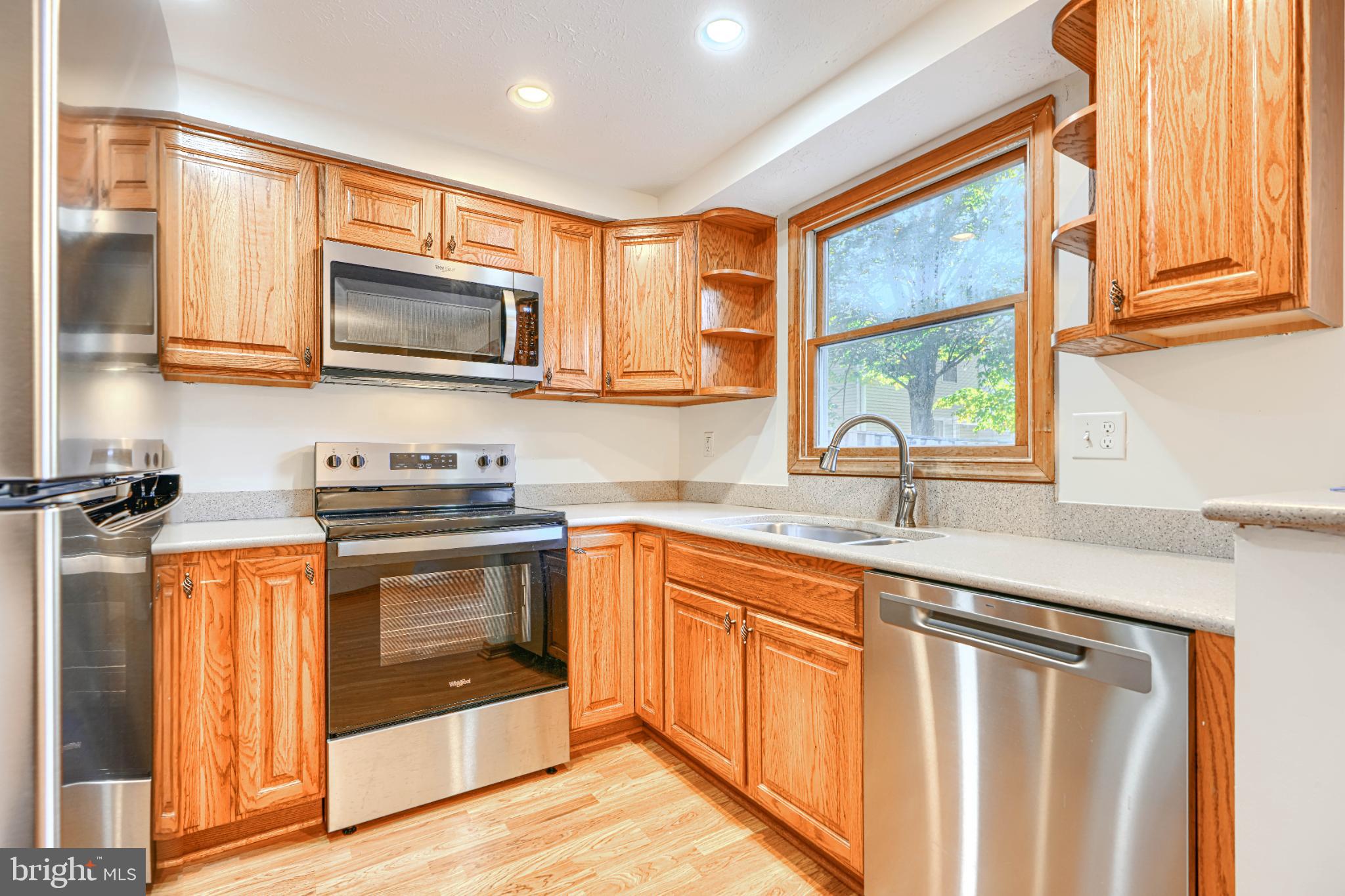 VILLAGE OF KINGS CONTRIVANCE - Residential Lease