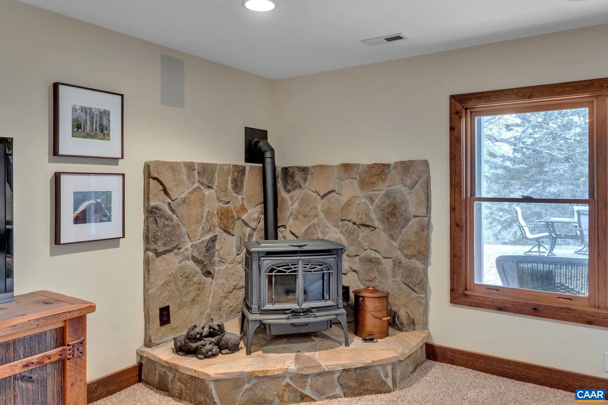 FOXCHASE - Residential