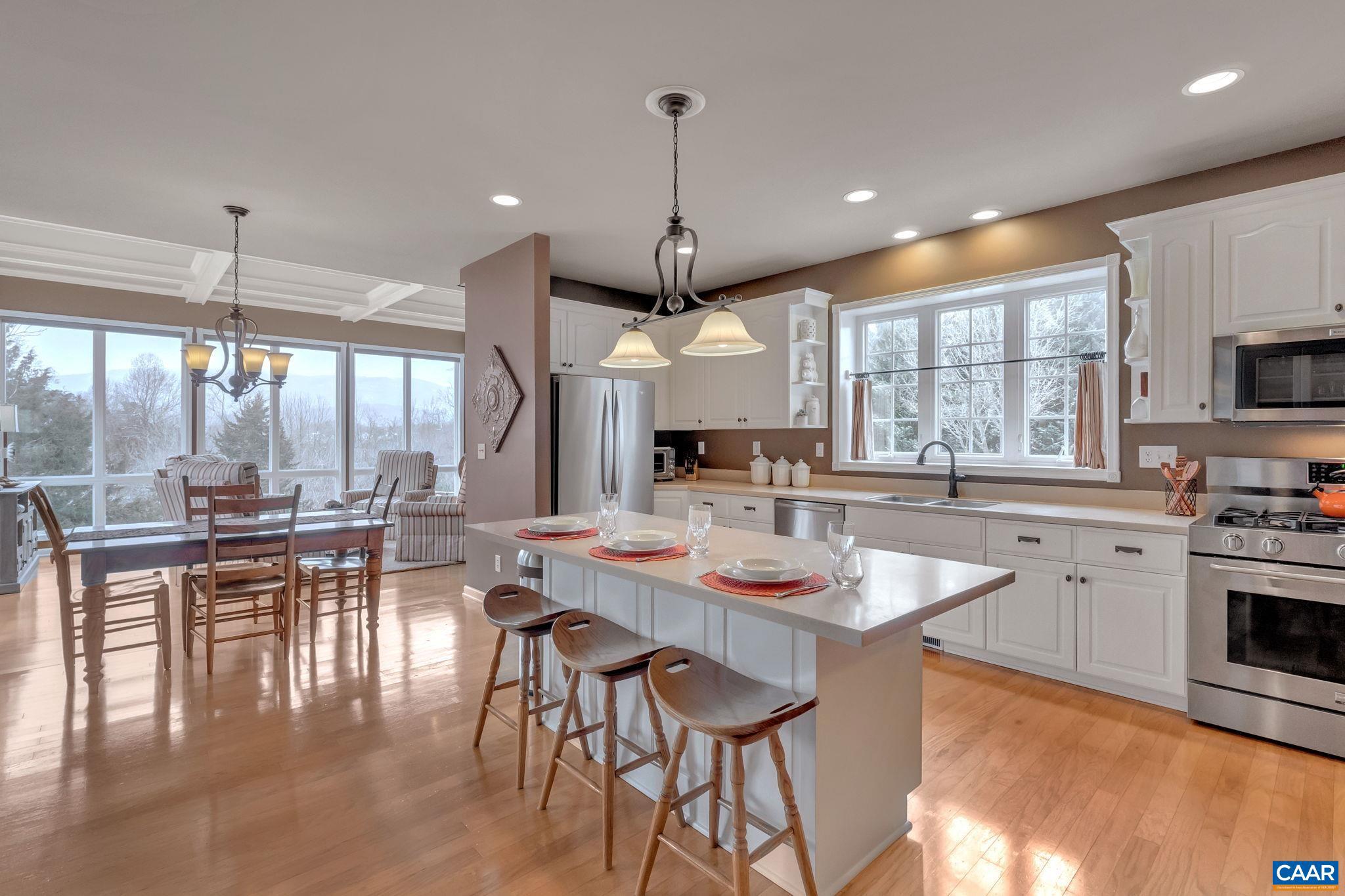 FOXCHASE - Residential