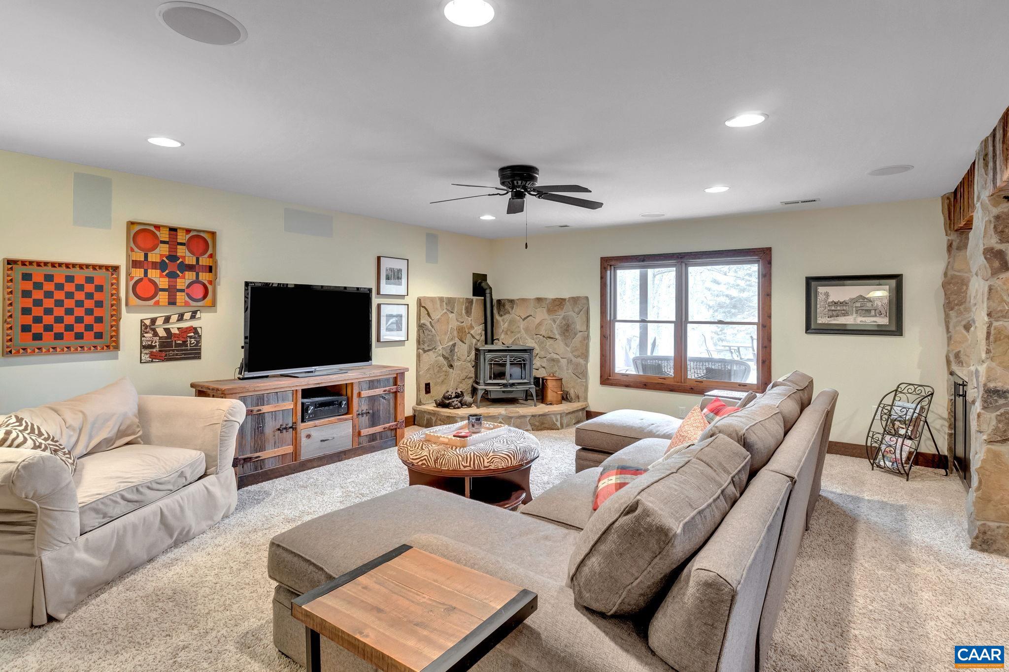 FOXCHASE - Residential