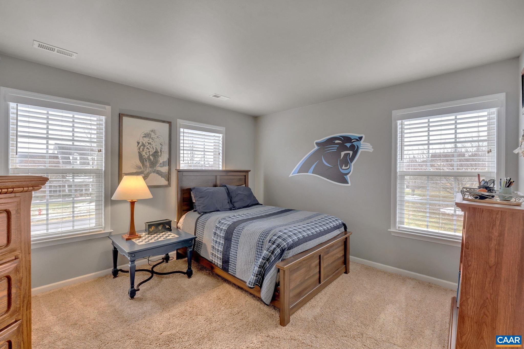 FOXCHASE - Residential