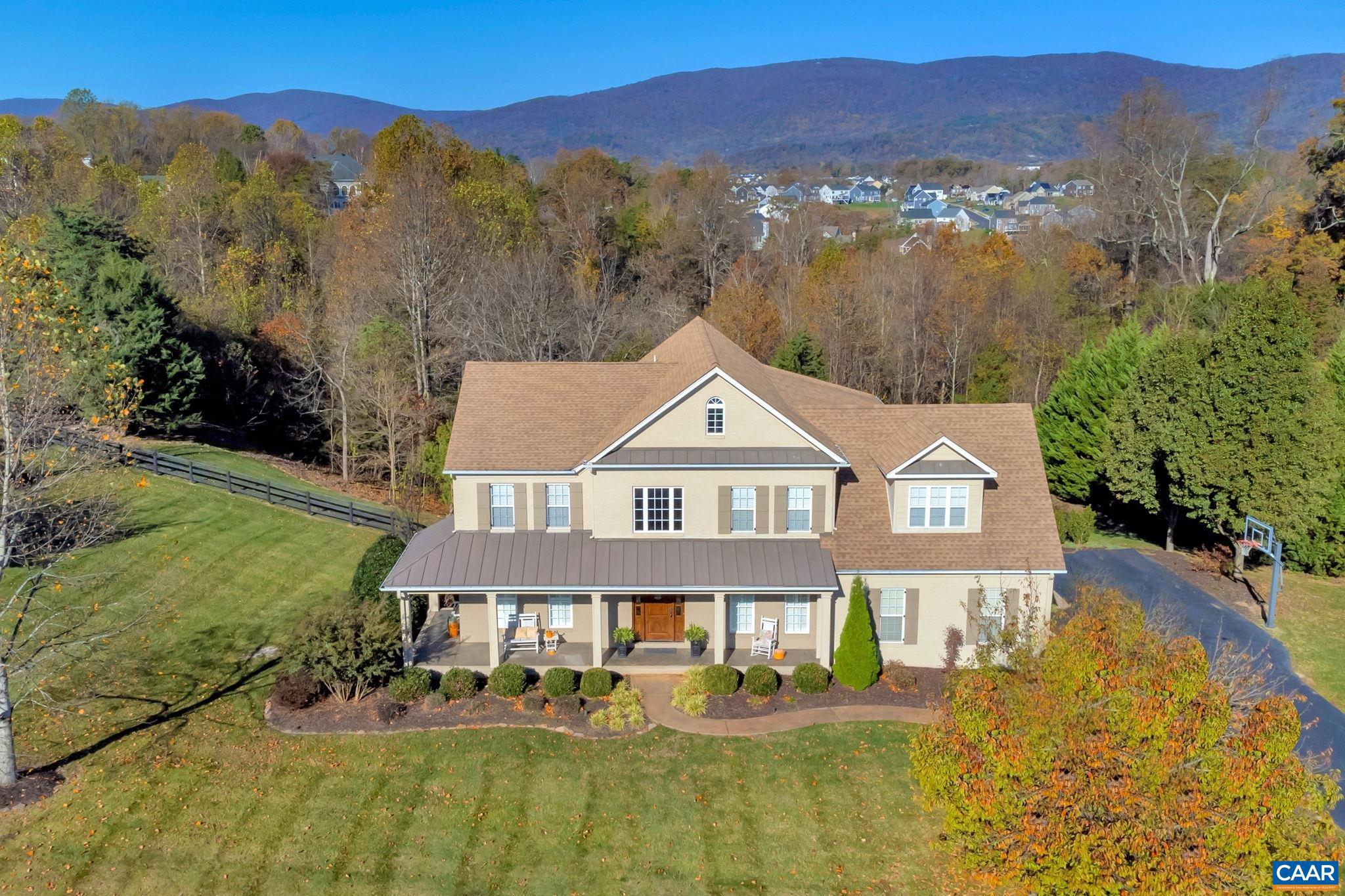 FOXCHASE - Residential