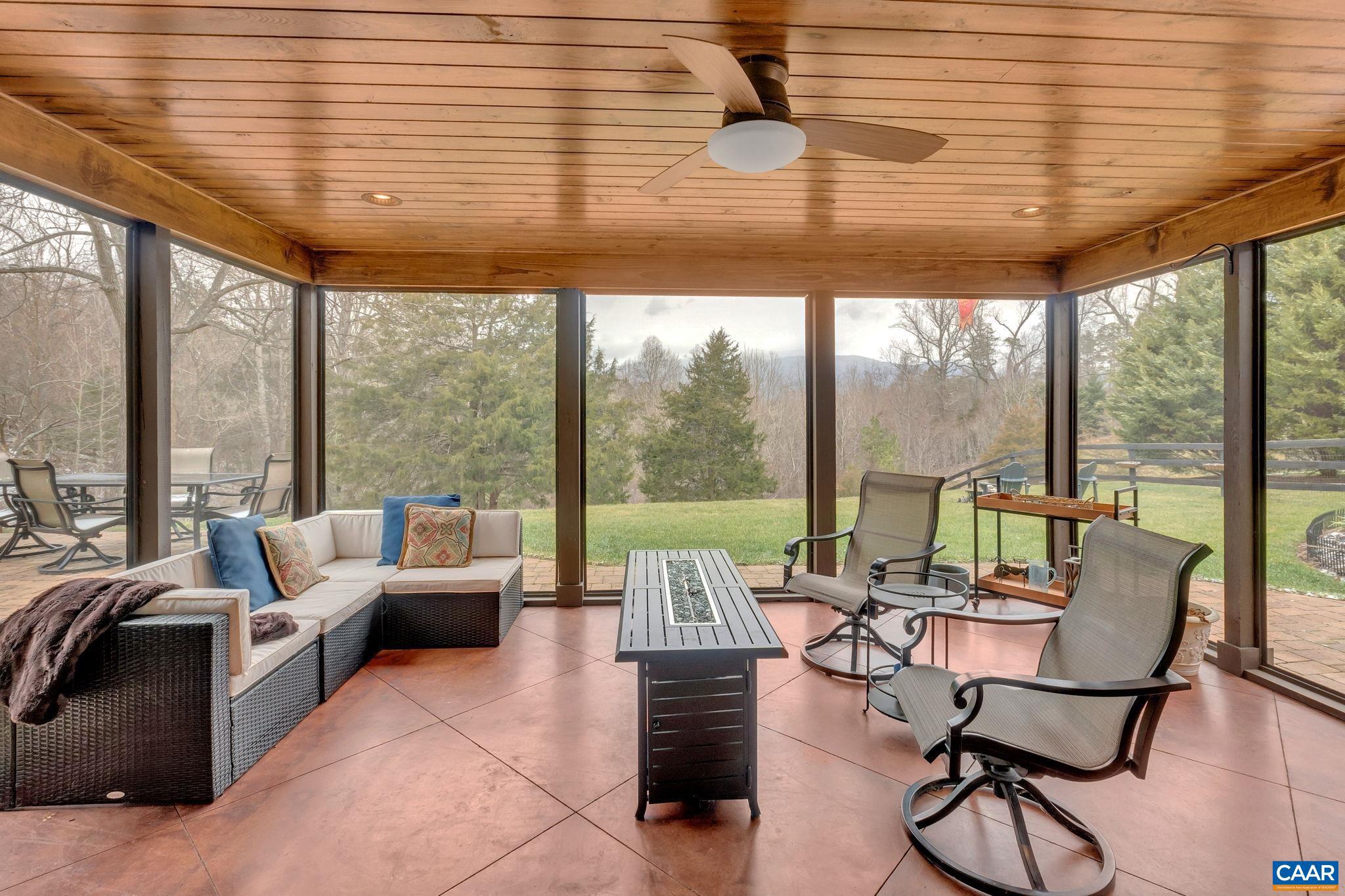 FOXCHASE - Residential