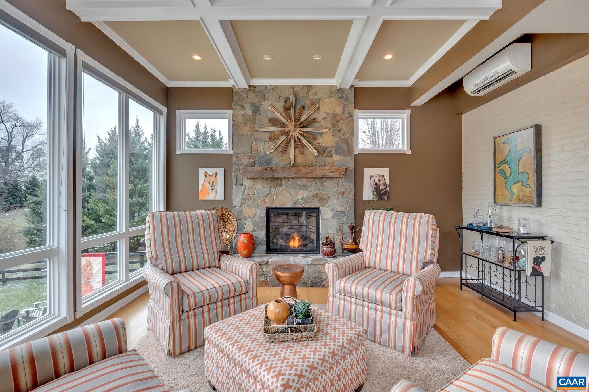 FOXCHASE - Residential