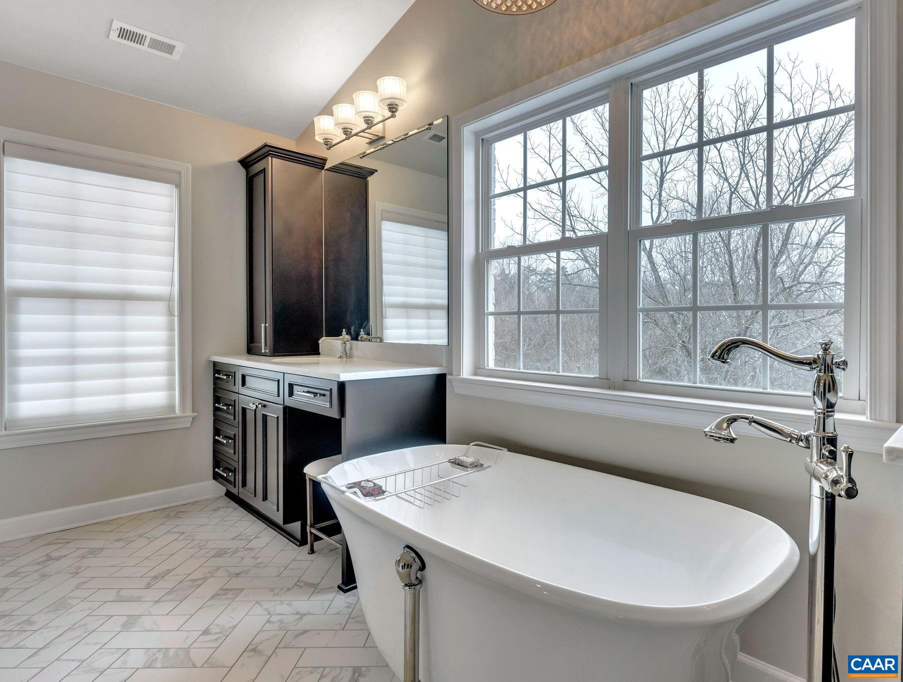 FOXCHASE - Residential