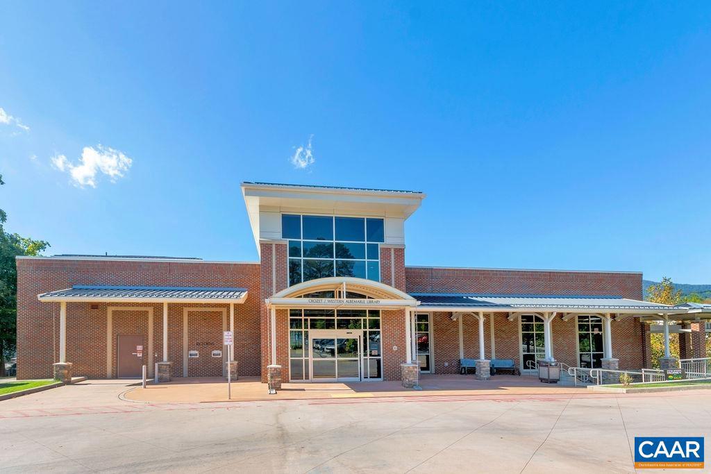 FOXCHASE - Residential