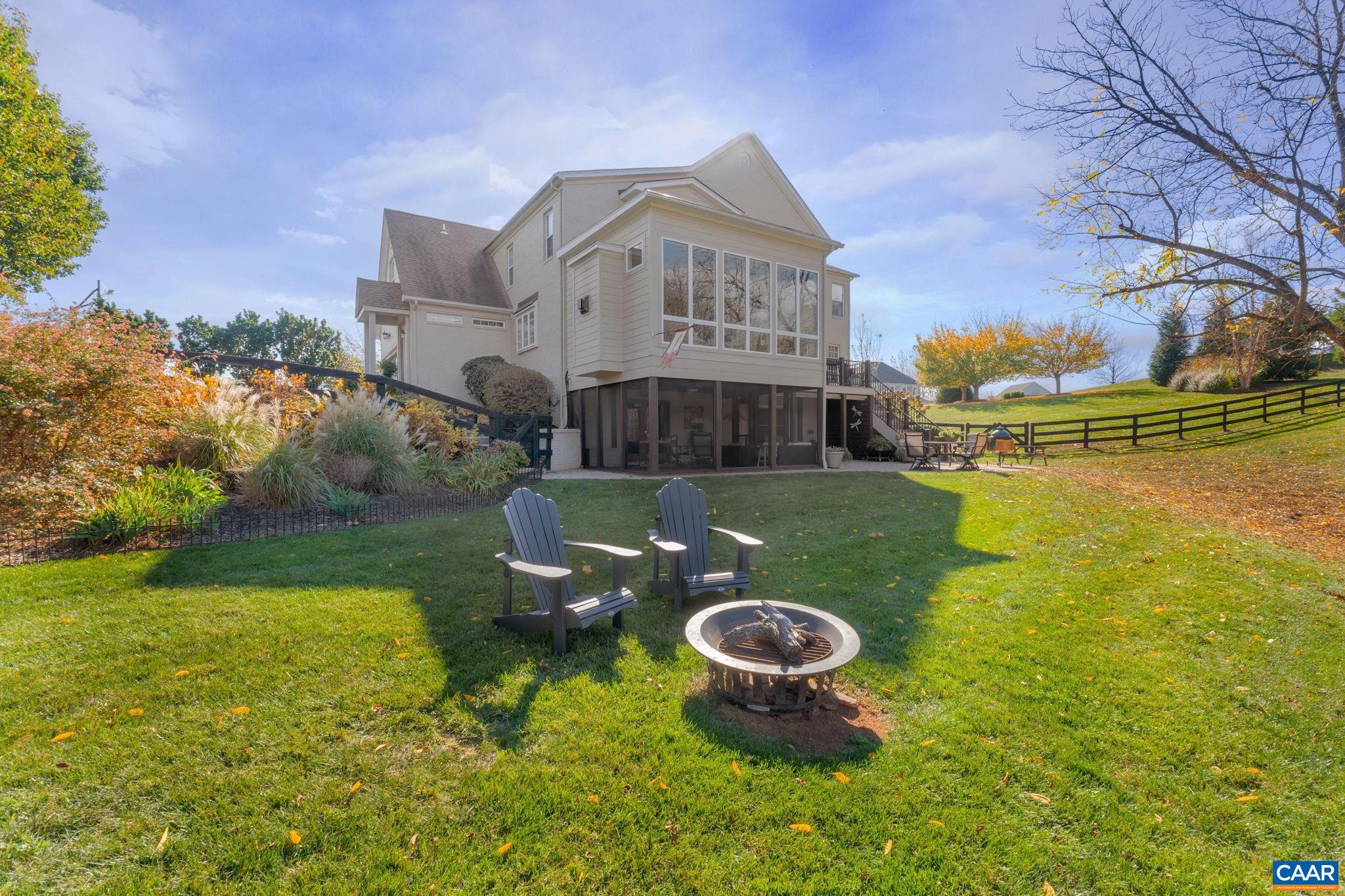 FOXCHASE - Residential