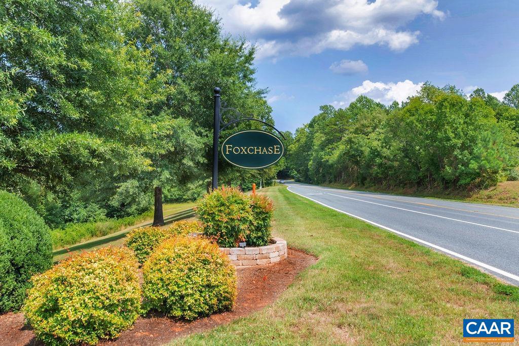 FOXCHASE - Residential