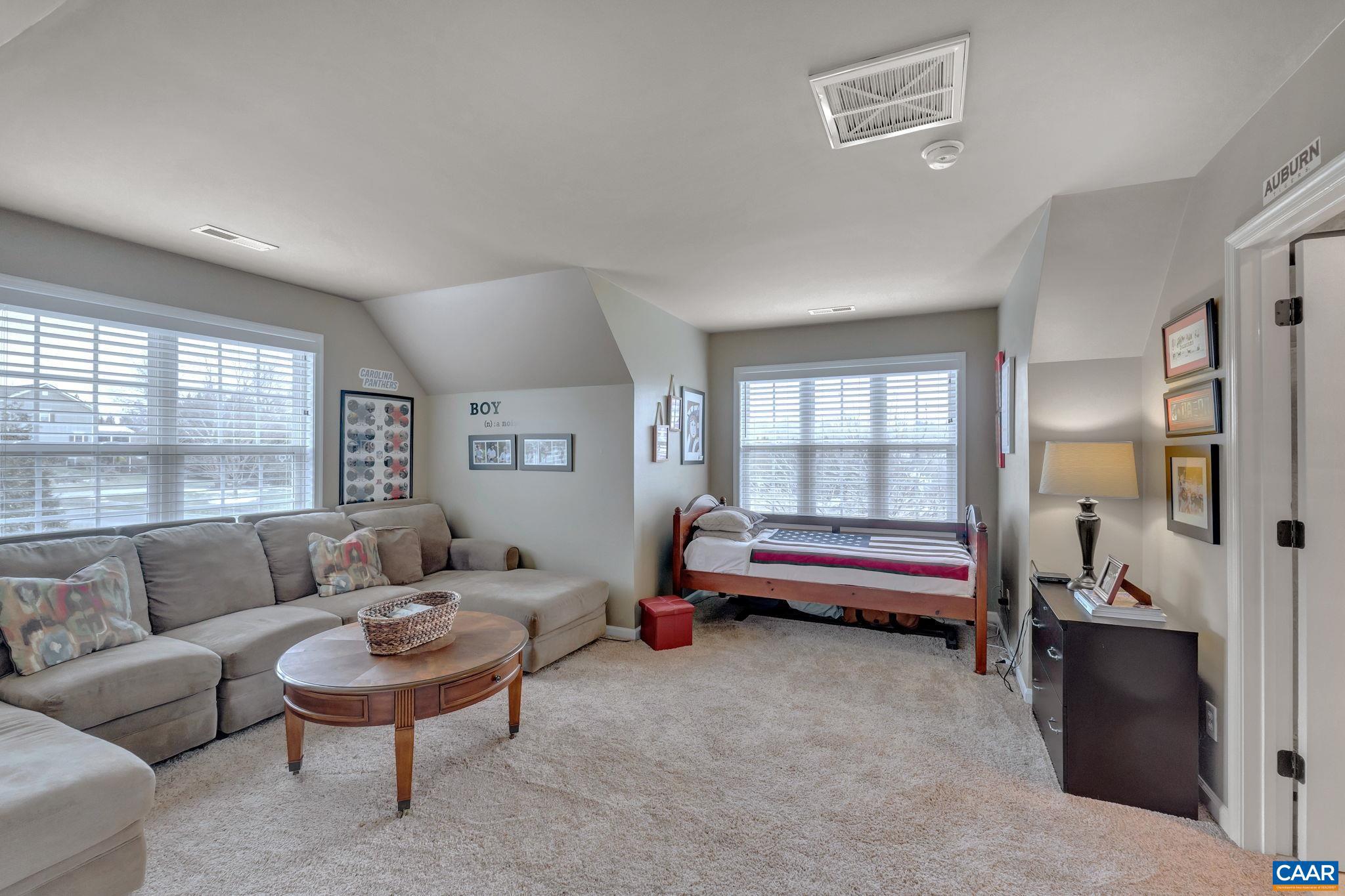 FOXCHASE - Residential