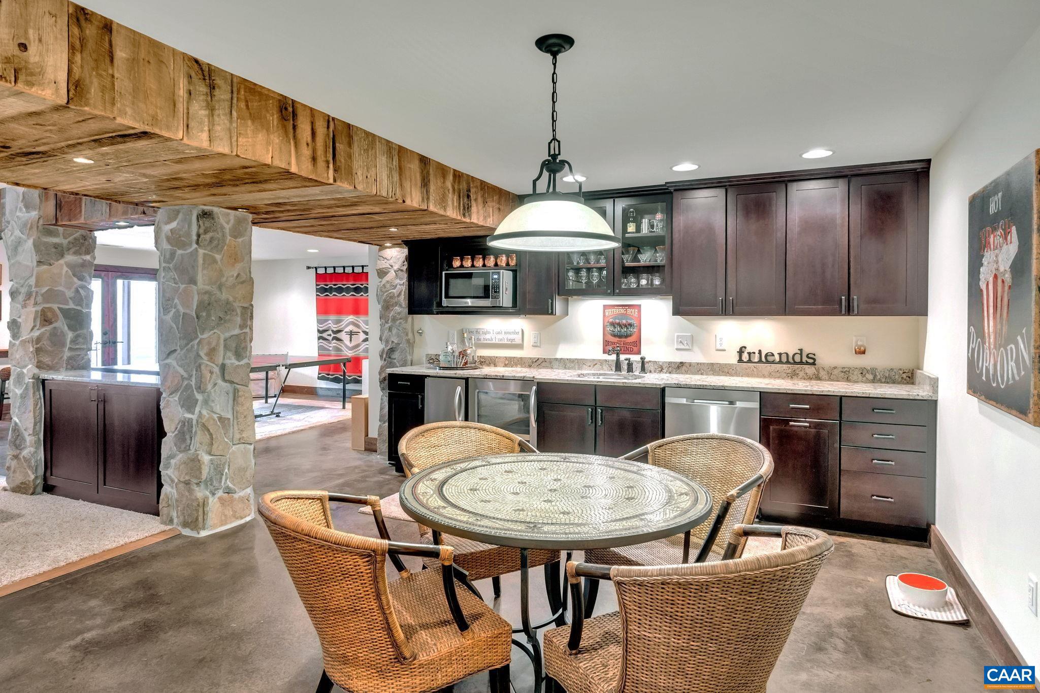 FOXCHASE - Residential