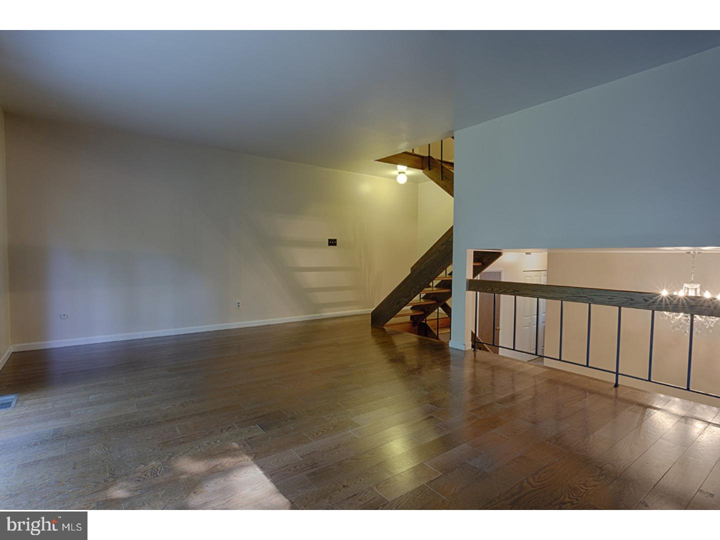 FLYING HILLS - Residential