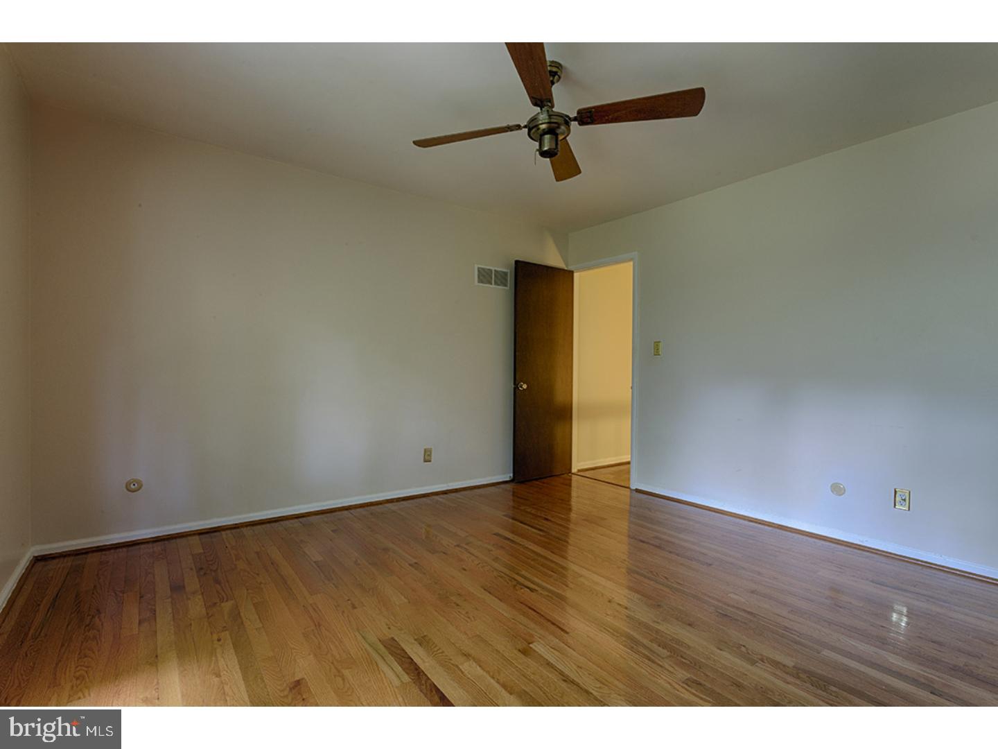 FLYING HILLS - Residential