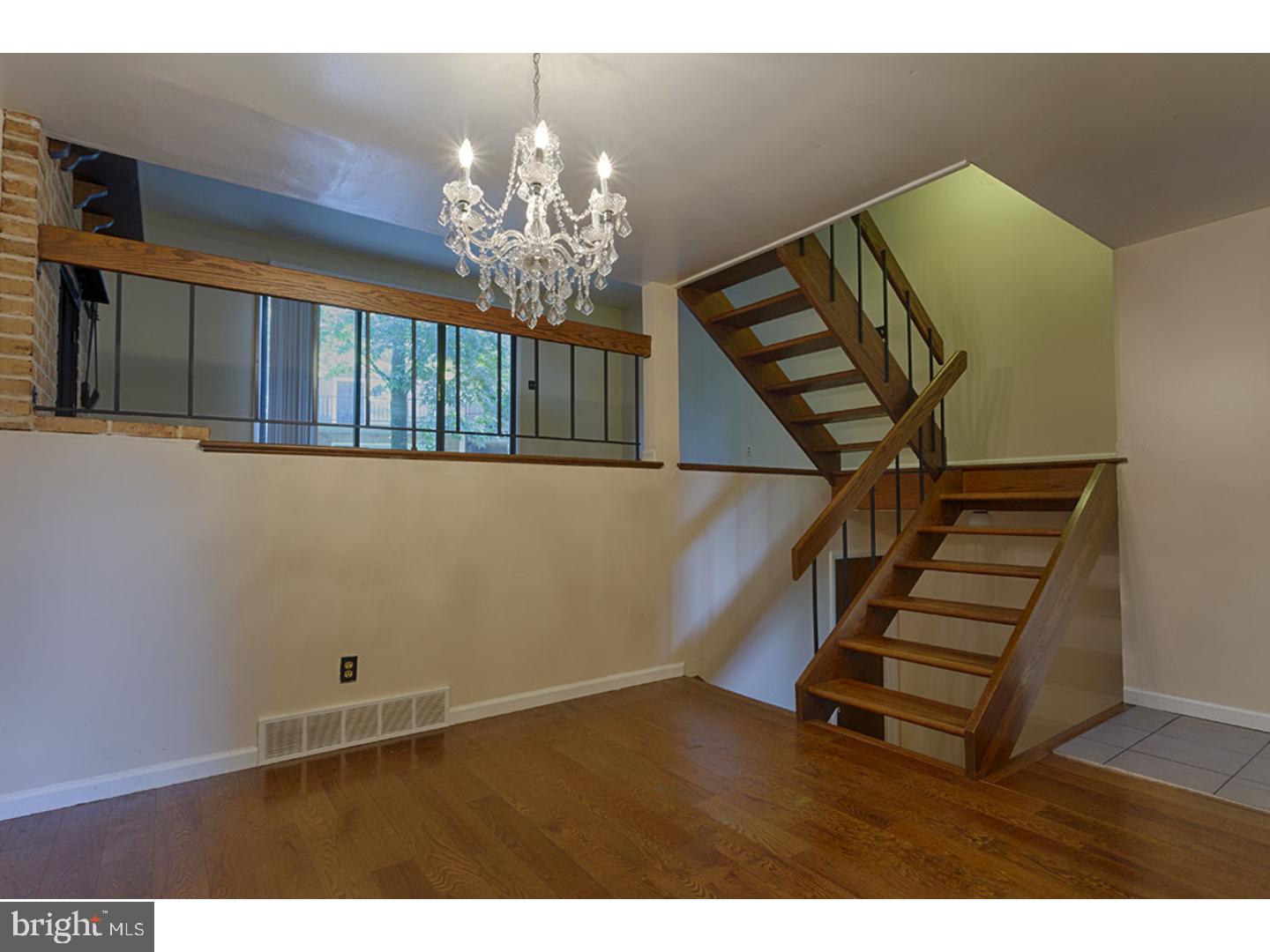 FLYING HILLS - Residential