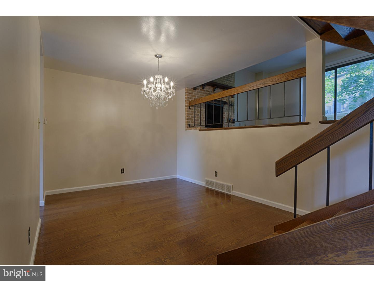 FLYING HILLS - Residential