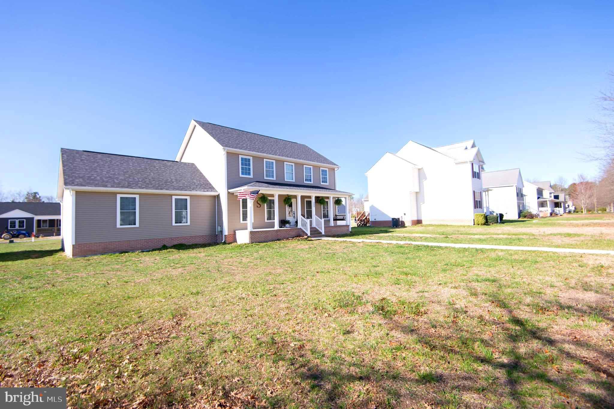 CROSSINGS AT EAST NEW MARKET - Residential