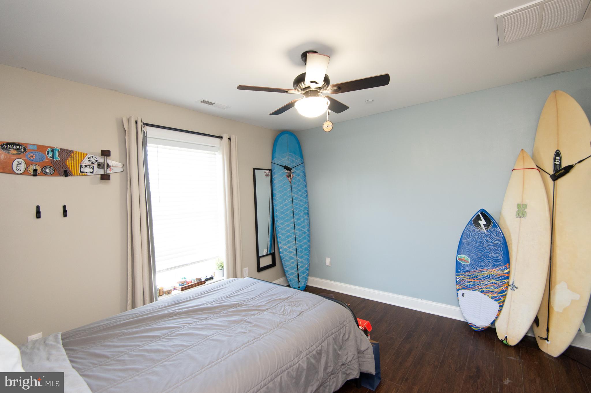 CROSSINGS AT EAST NEW MARKET - Residential