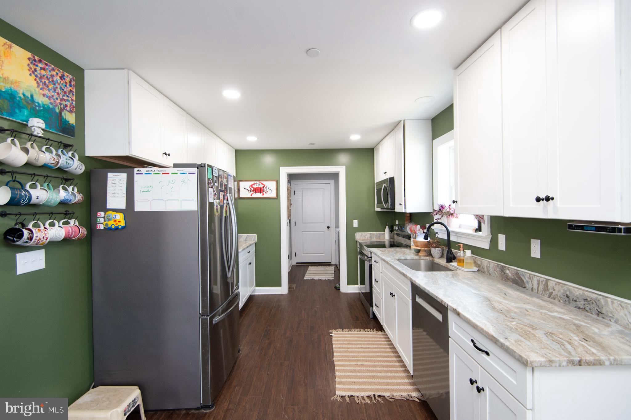 CROSSINGS AT EAST NEW MARKET - Residential