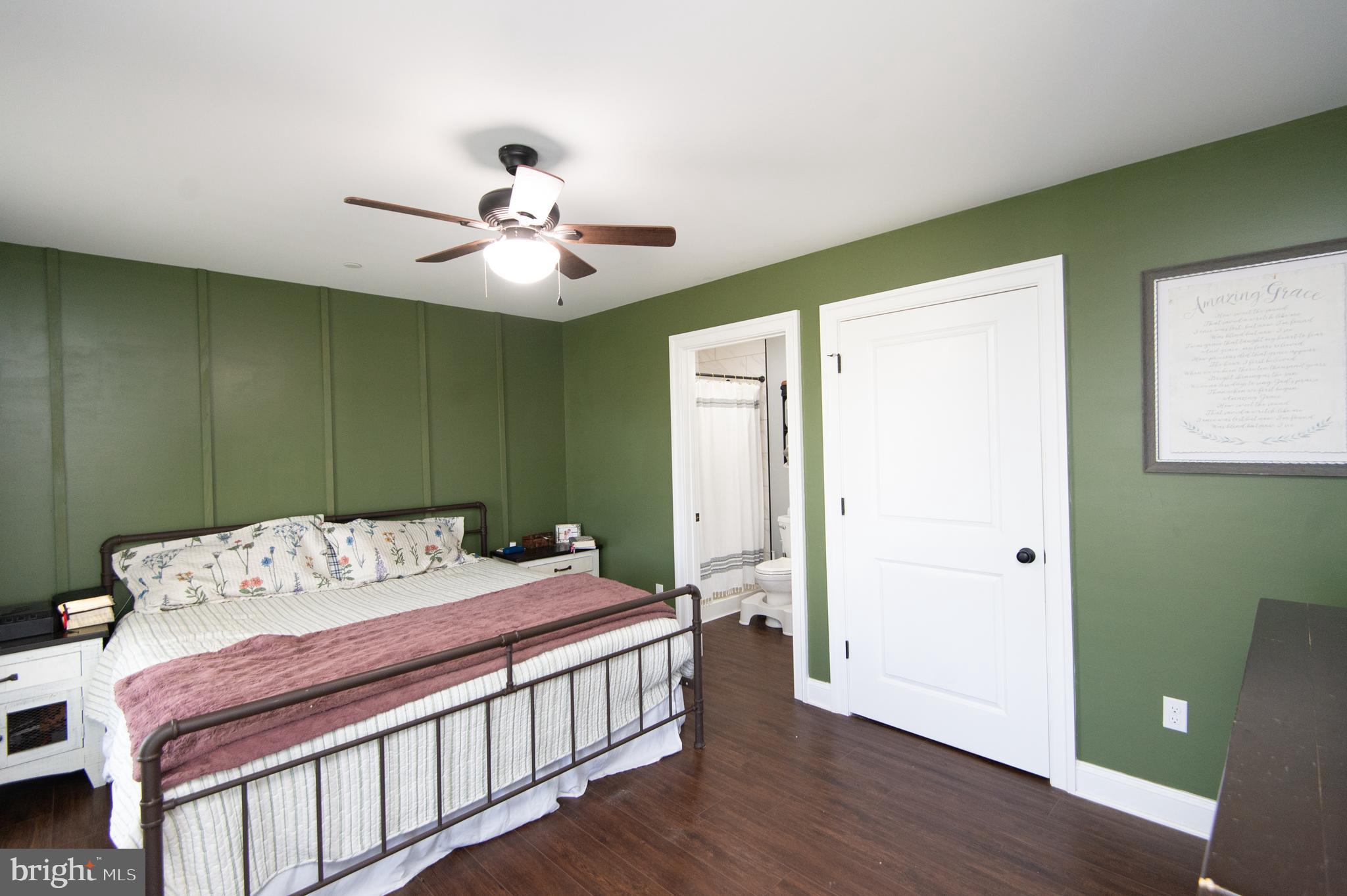 CROSSINGS AT EAST NEW MARKET - Residential