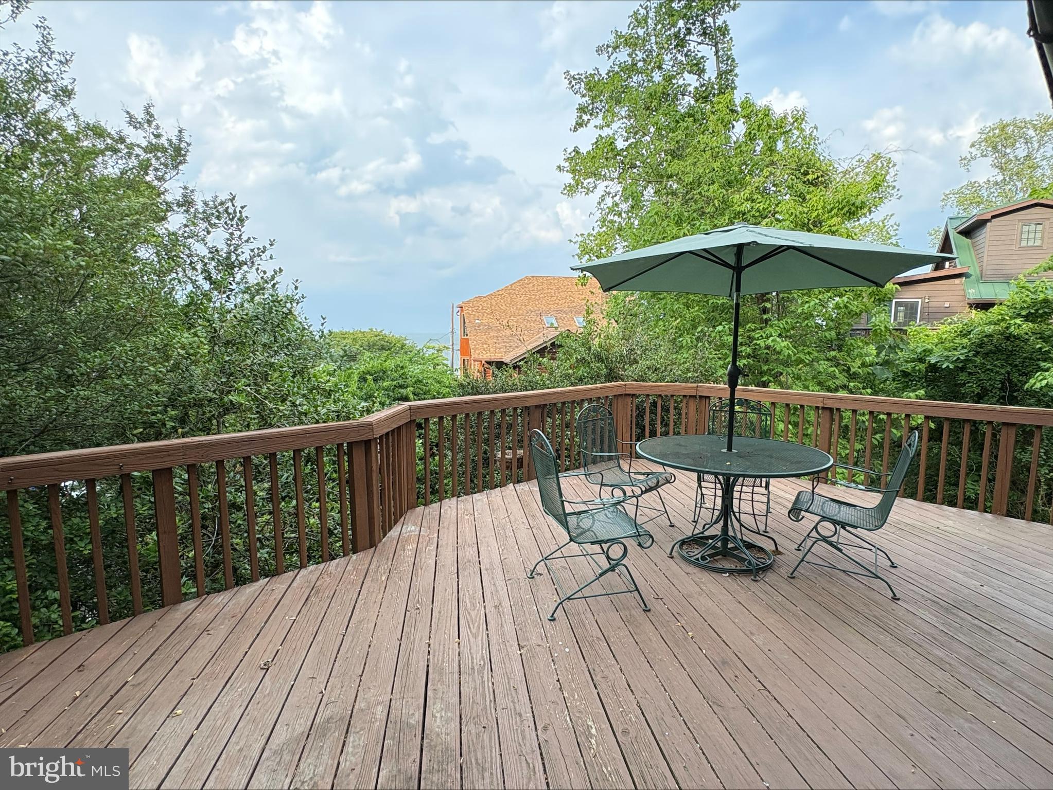 2342 ACACIA ROAD