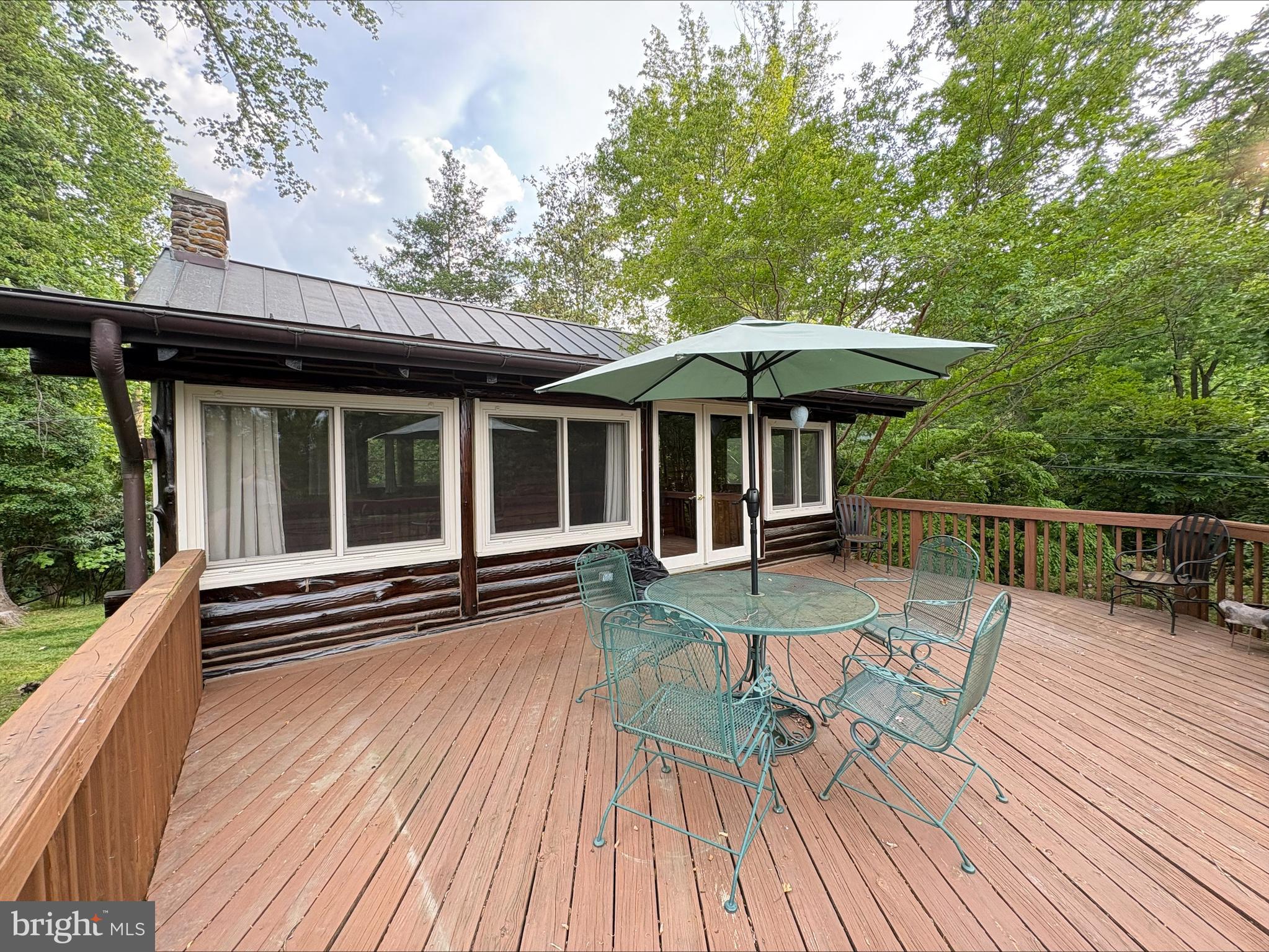 2342 ACACIA ROAD