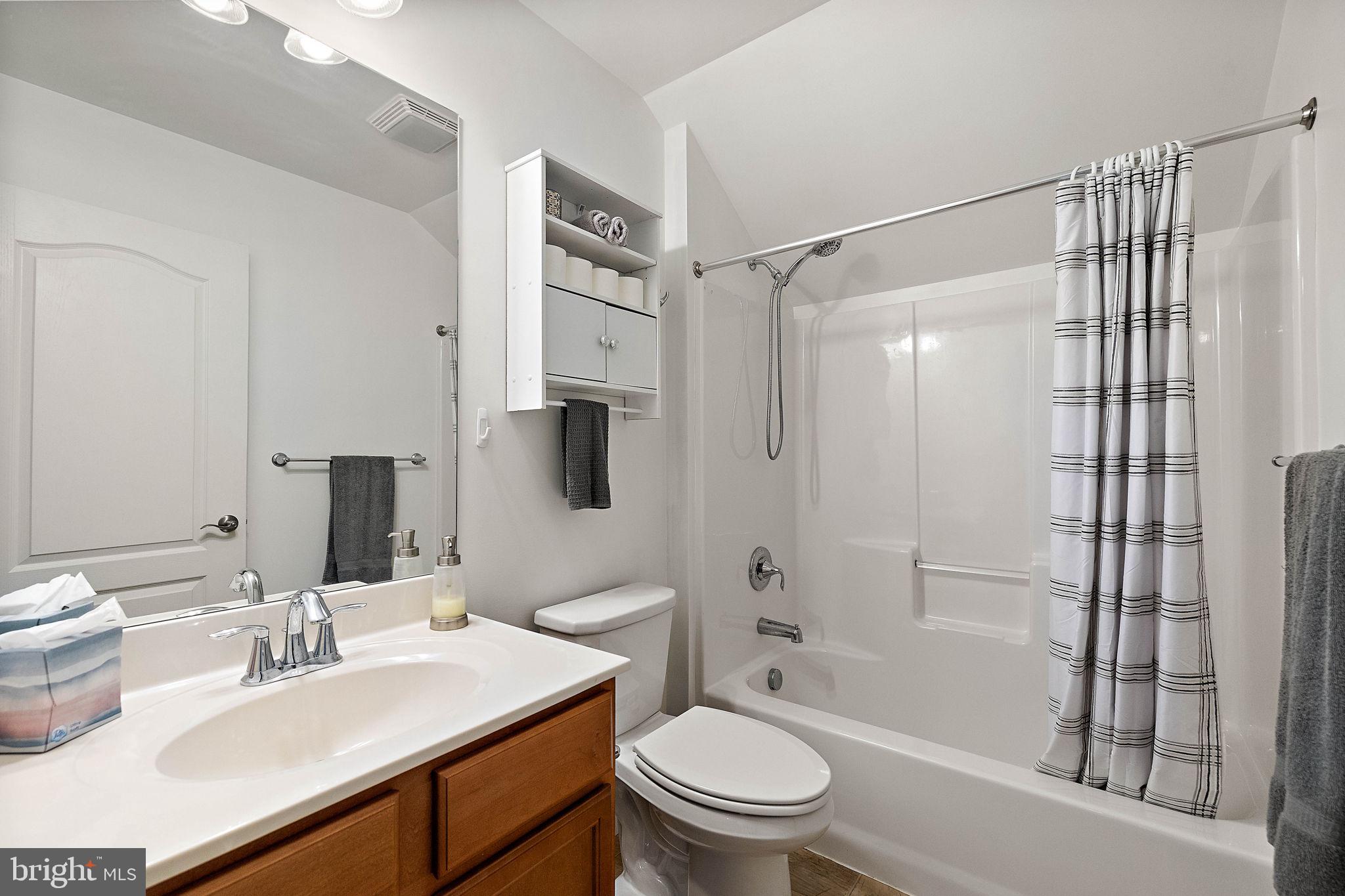 VILLAS AT GEORGETOWN - Residential