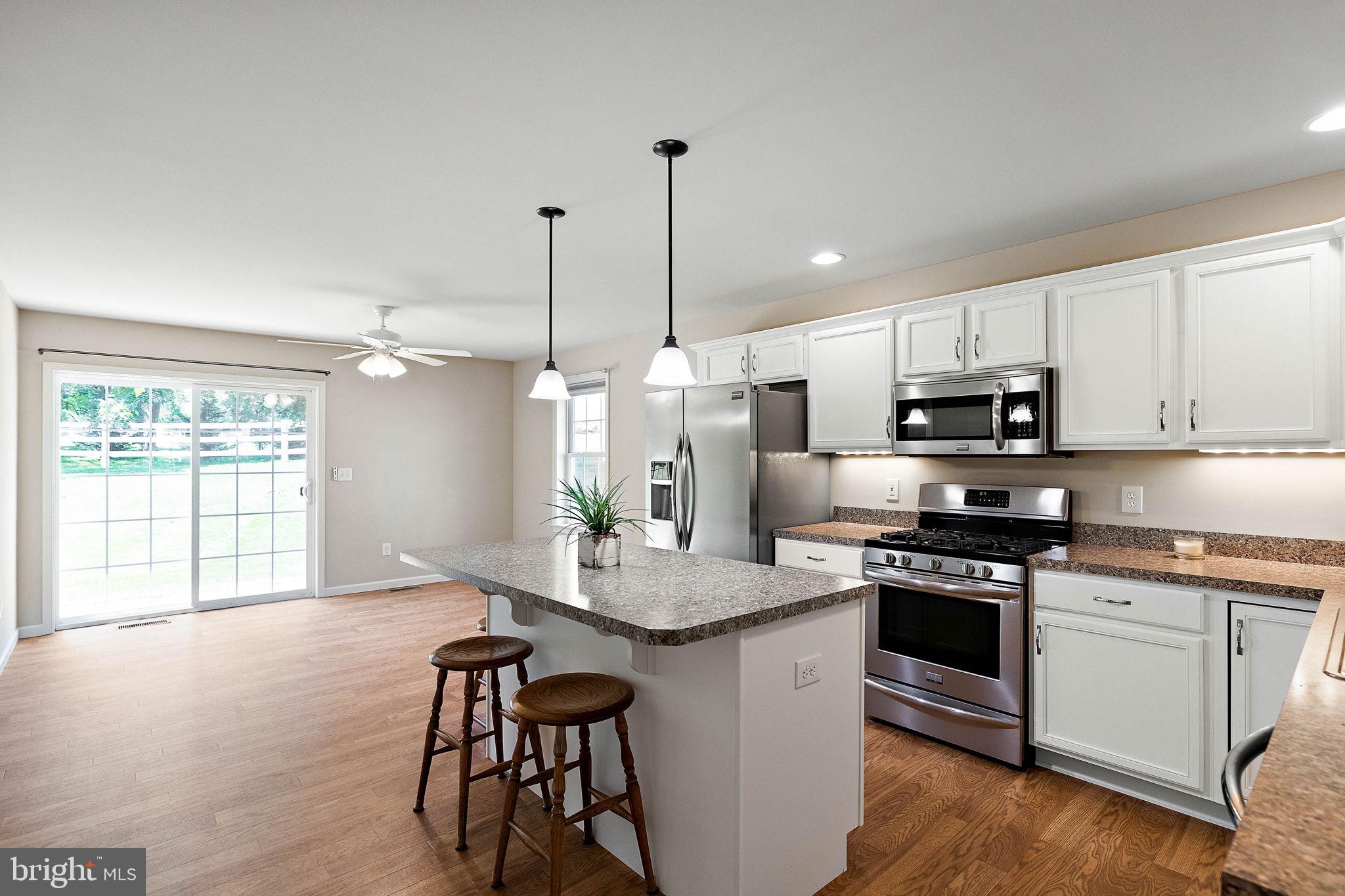 VILLAS AT GEORGETOWN - Residential