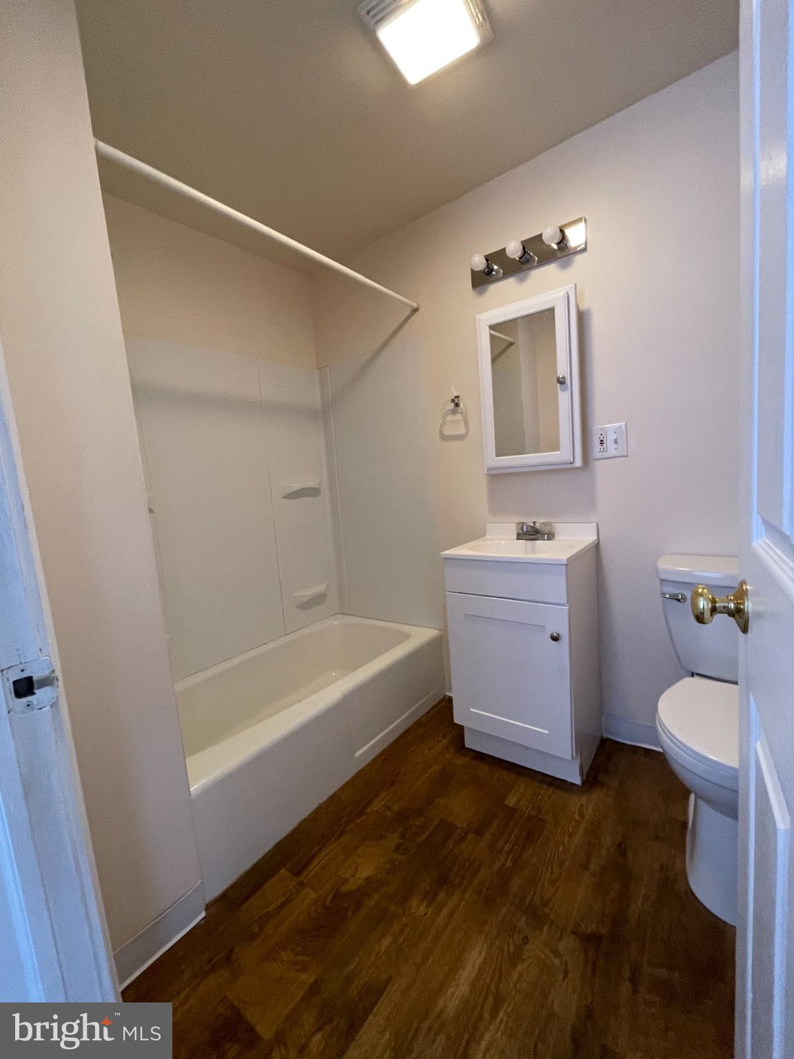 WEST LAWN - Residential Lease