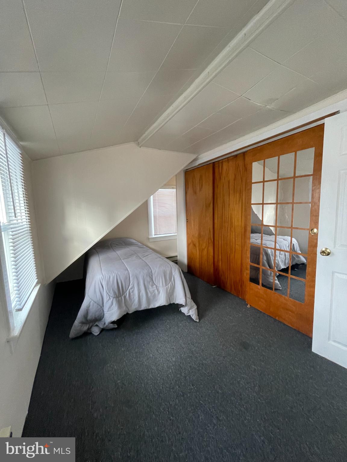 WEST LAWN - Residential Lease