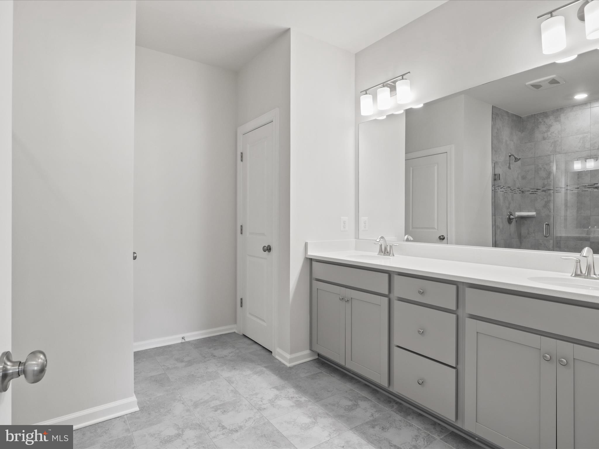 METRO WALK AT MOOREFIELD STATION - Residential