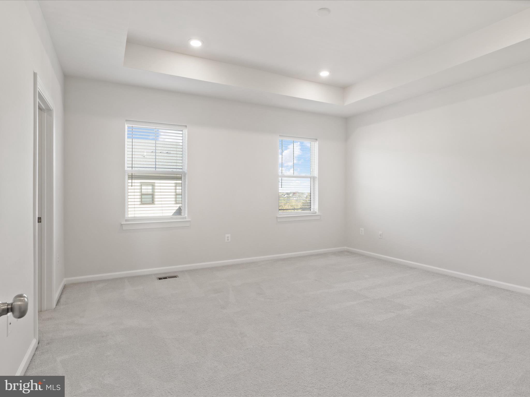 METRO WALK AT MOOREFIELD STATION - Residential