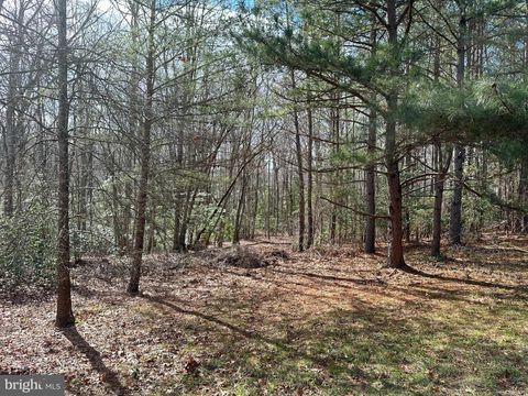 Vacant Land For Sale - 12921 Pine Lane<br/> Calvert County, LUSBY, MD 20657