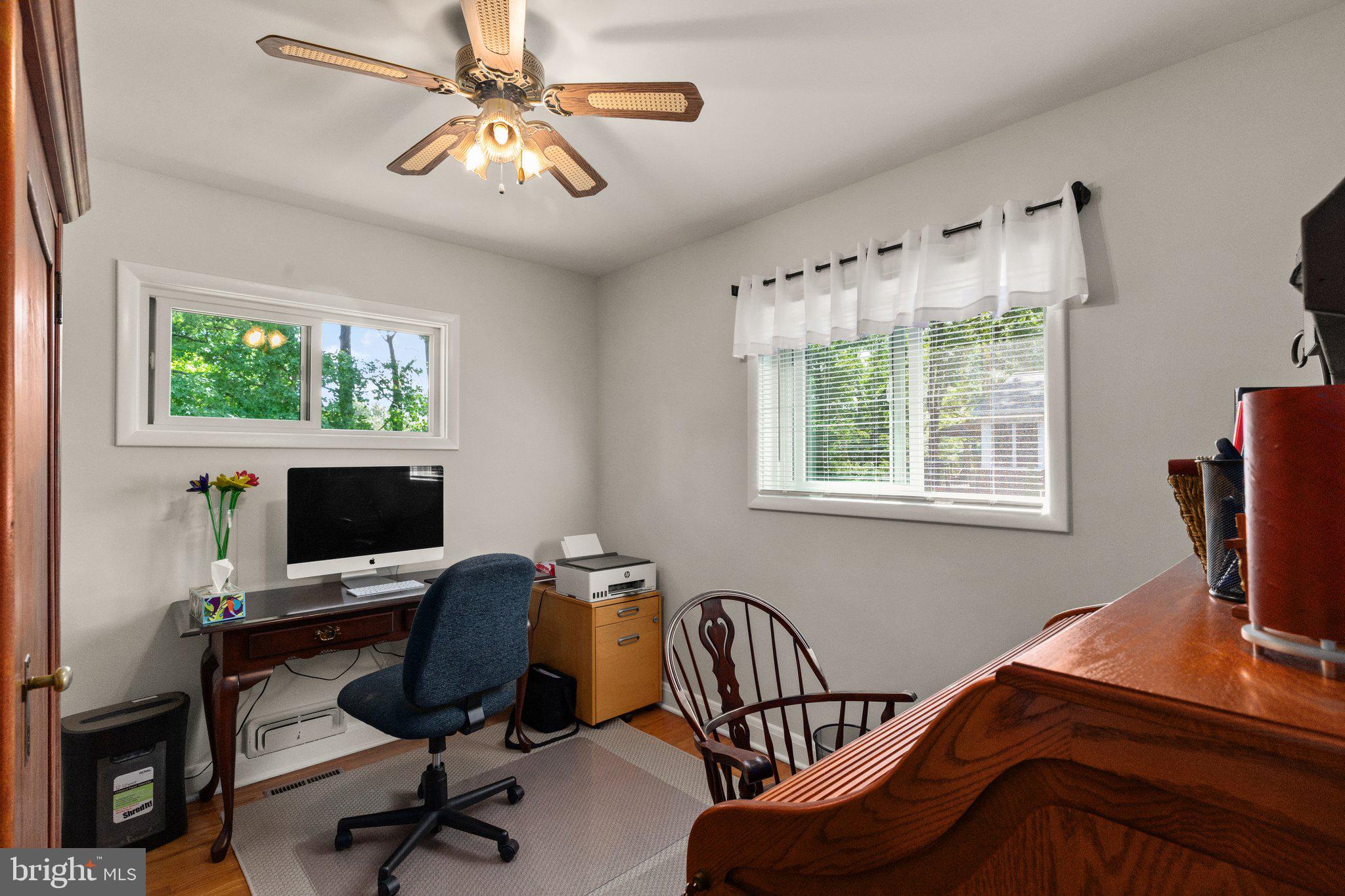 RICHLYN MANOR - Residential