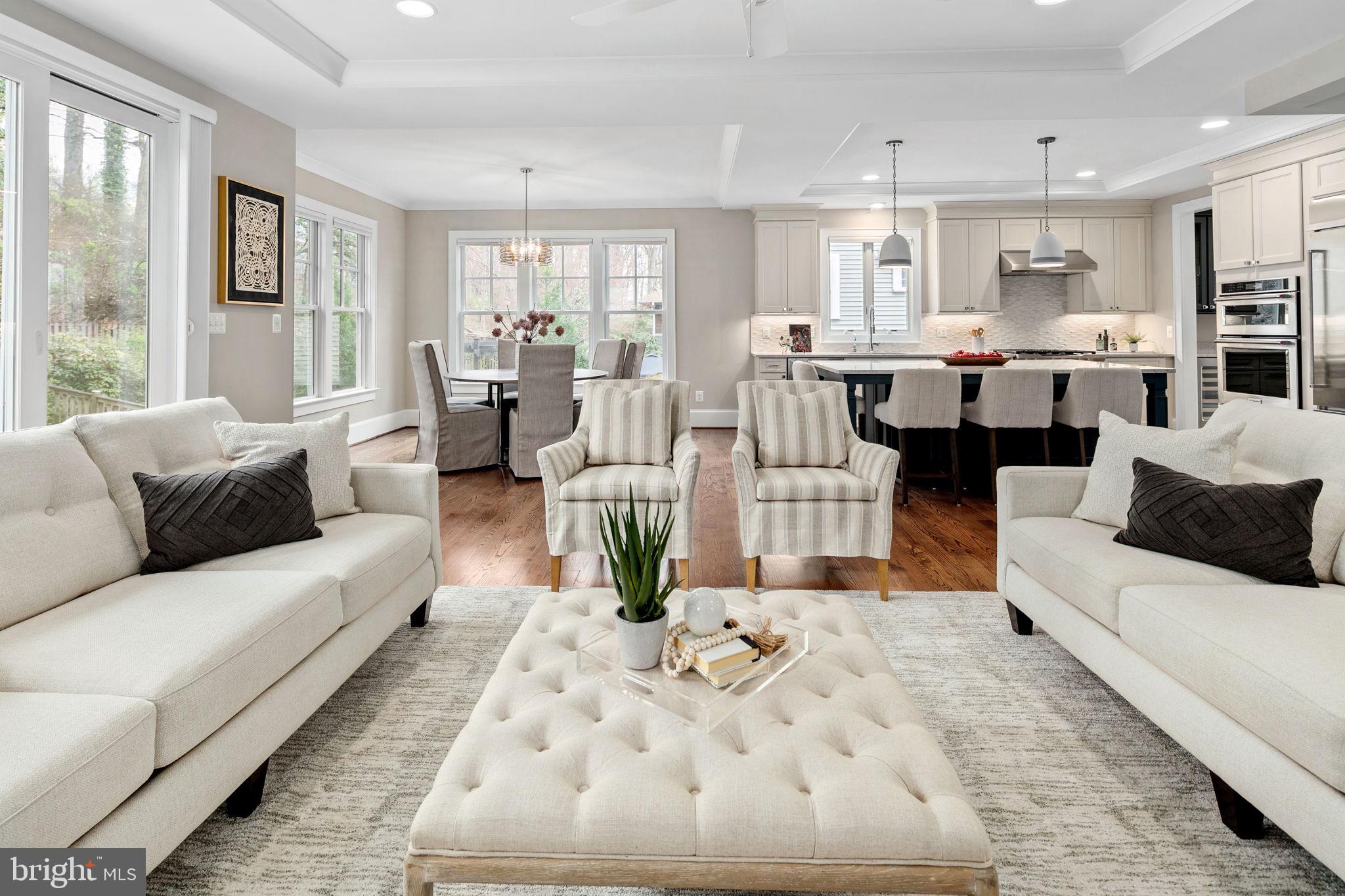 LEE HEIGHTS - Residential