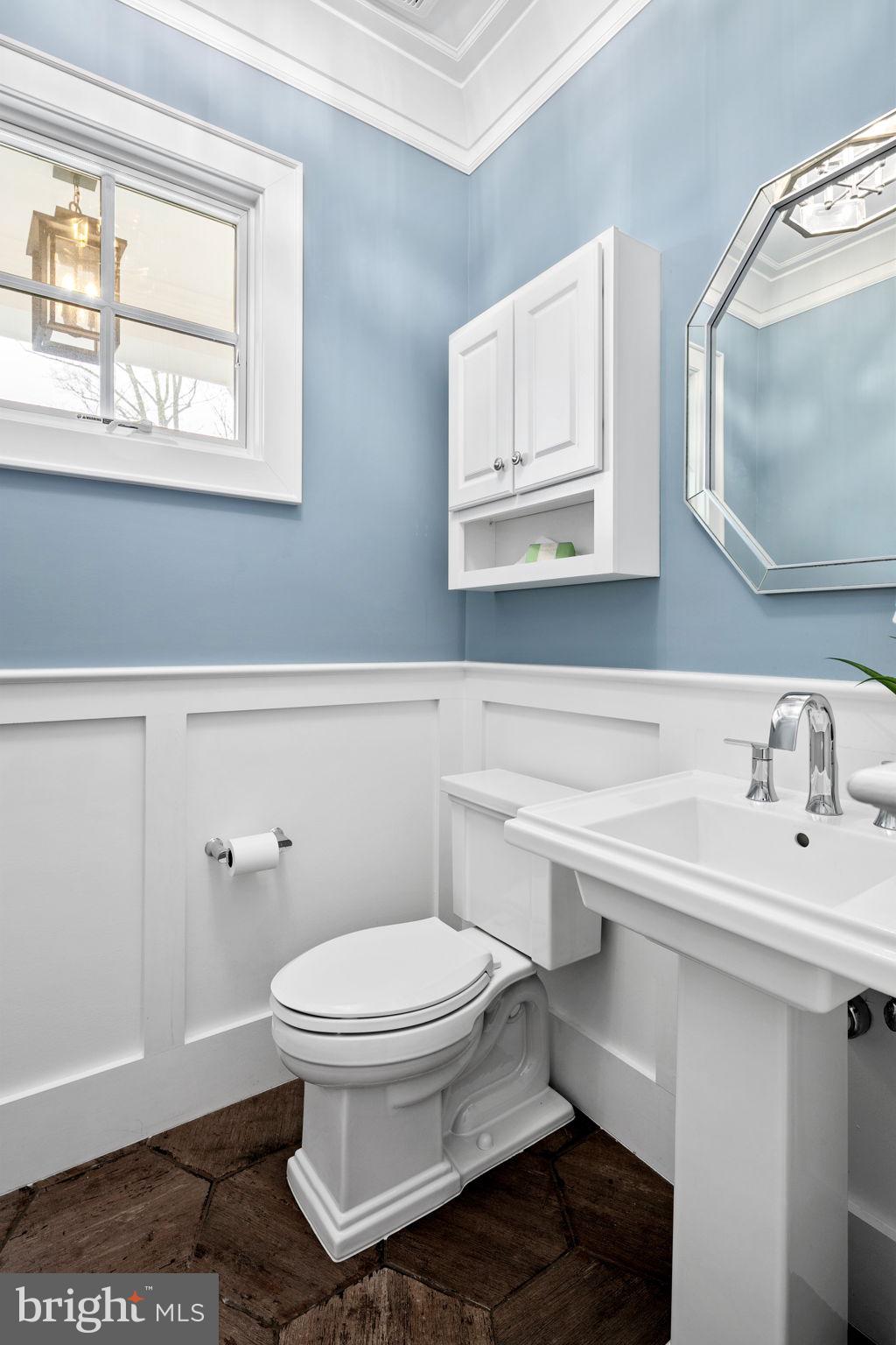 LEE HEIGHTS - Residential