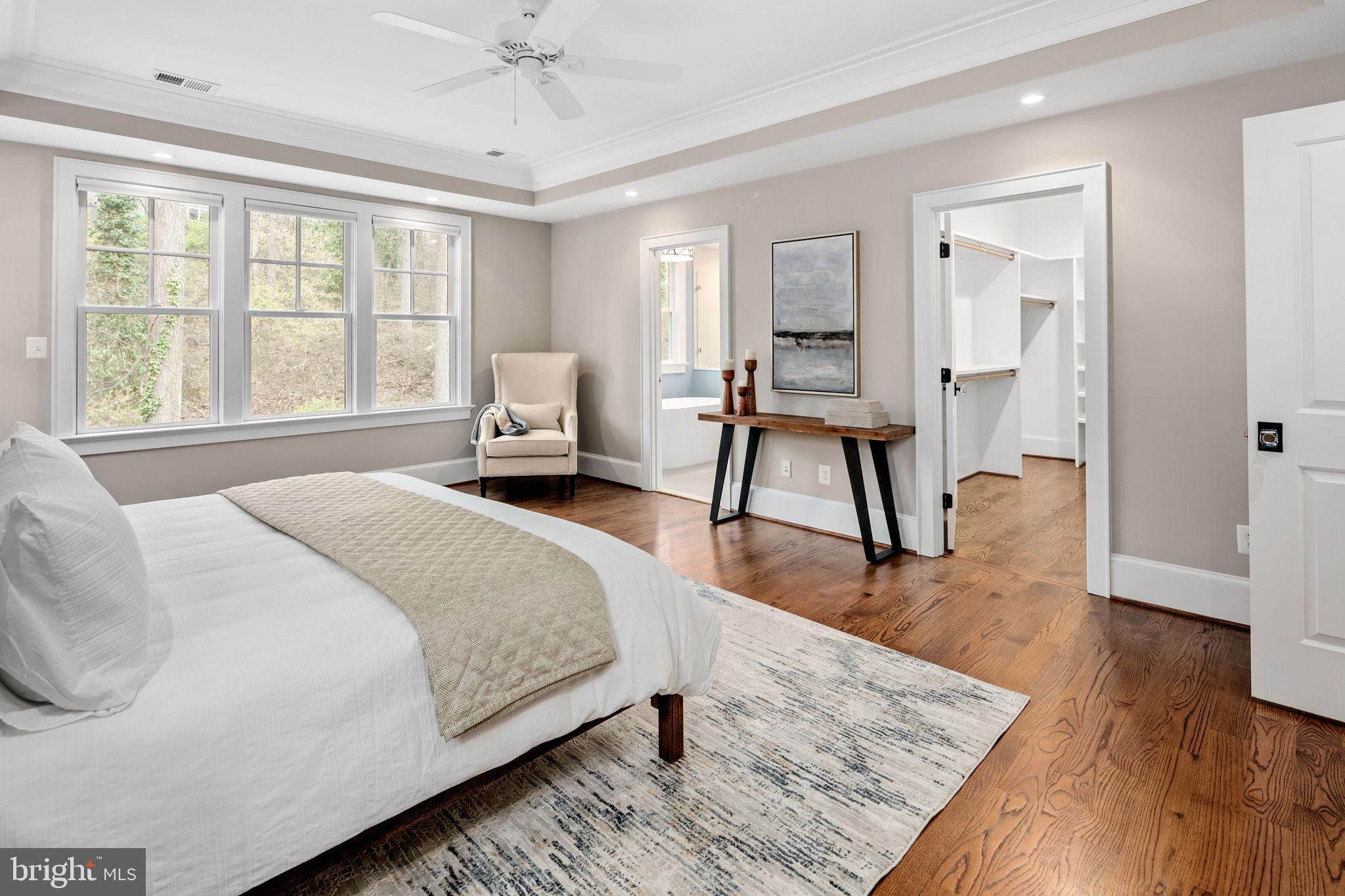 LEE HEIGHTS - Residential