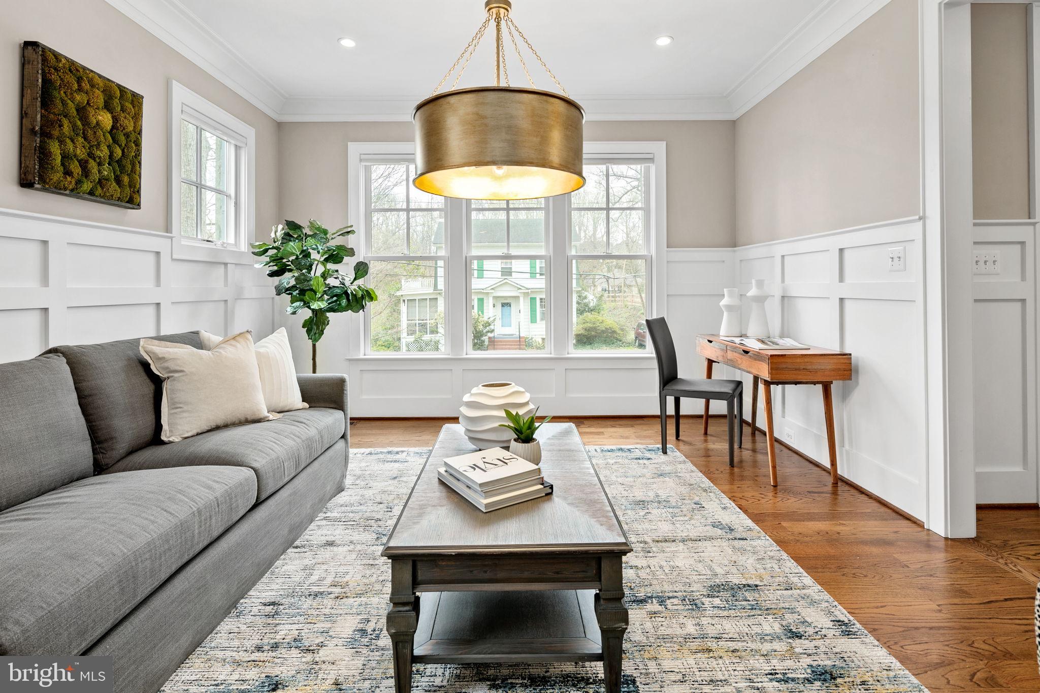 LEE HEIGHTS - Residential