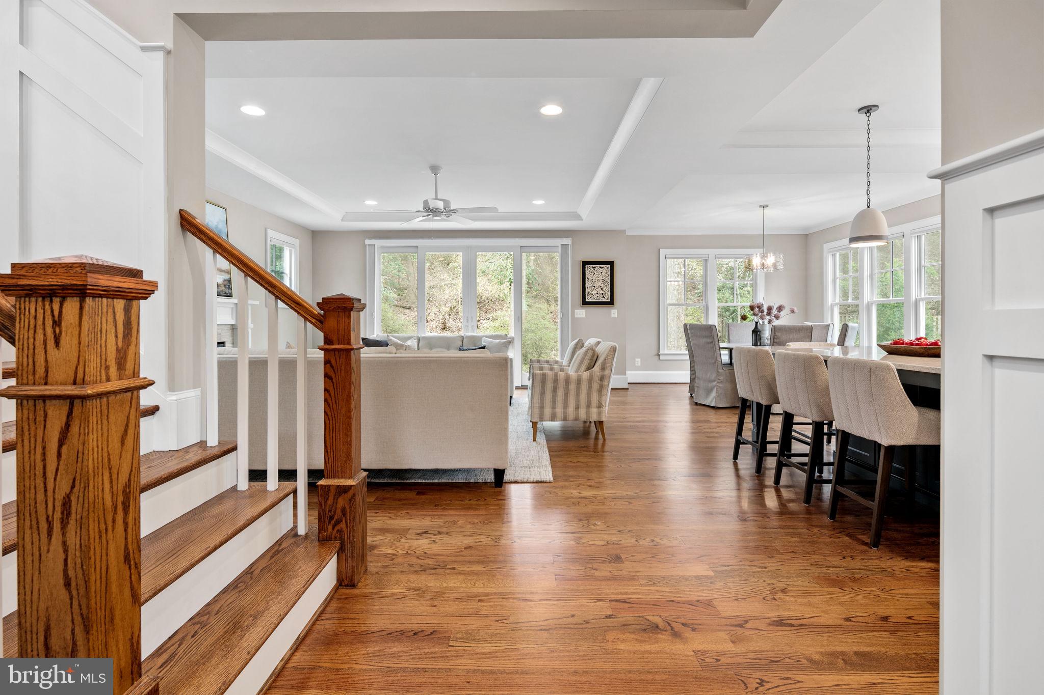 LEE HEIGHTS - Residential