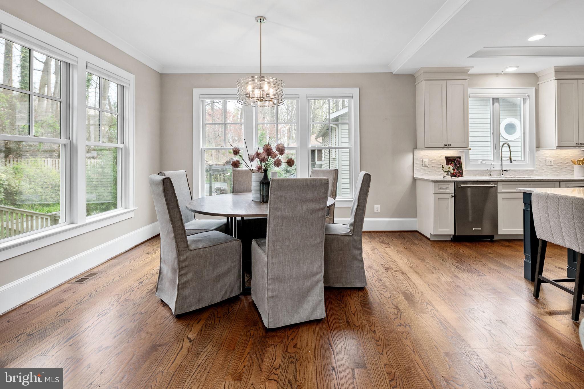 LEE HEIGHTS - Residential