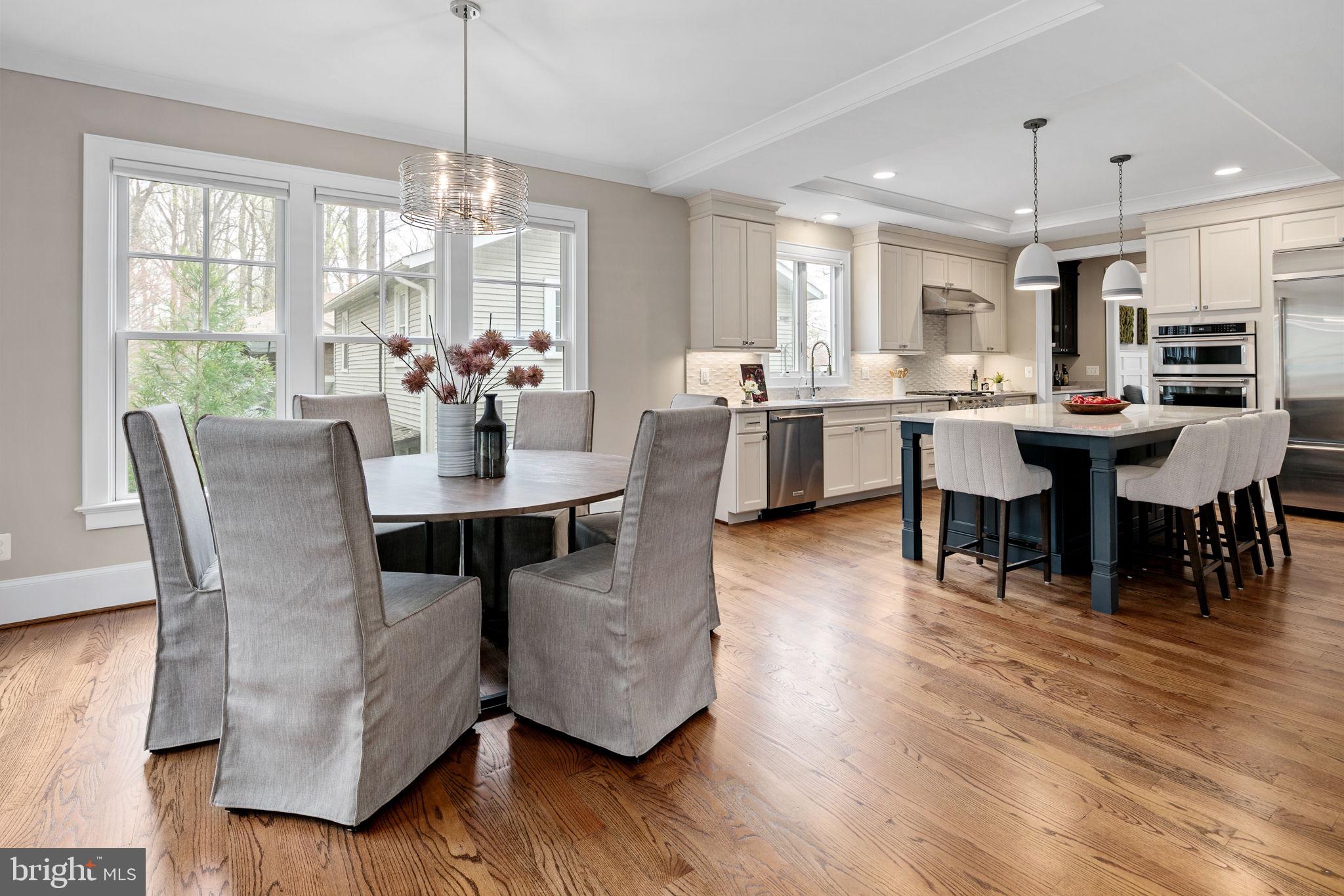 LEE HEIGHTS - Residential