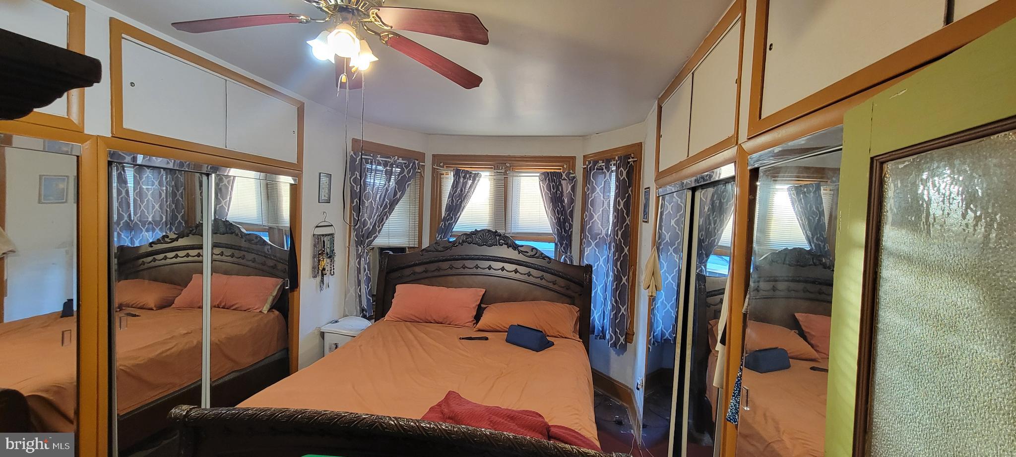 HUNTING PARK - Residential