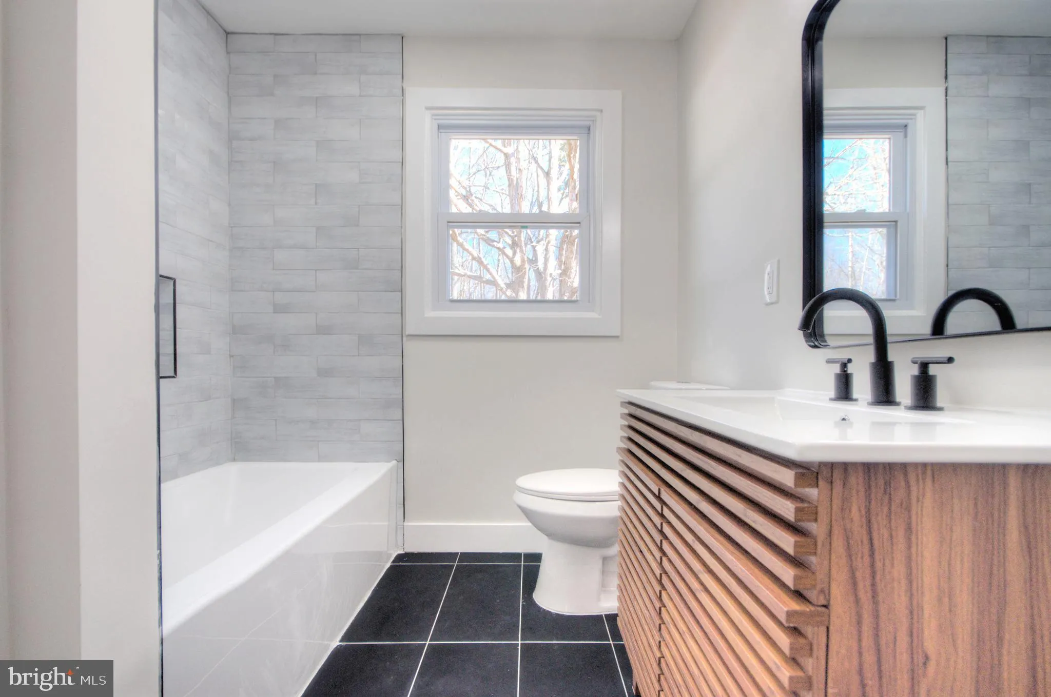 Egg Harbor Township, New Jersey 08234, United States, 3 Bedrooms Bedrooms, ,1 BathroomBathrooms,Residential,Active,95631