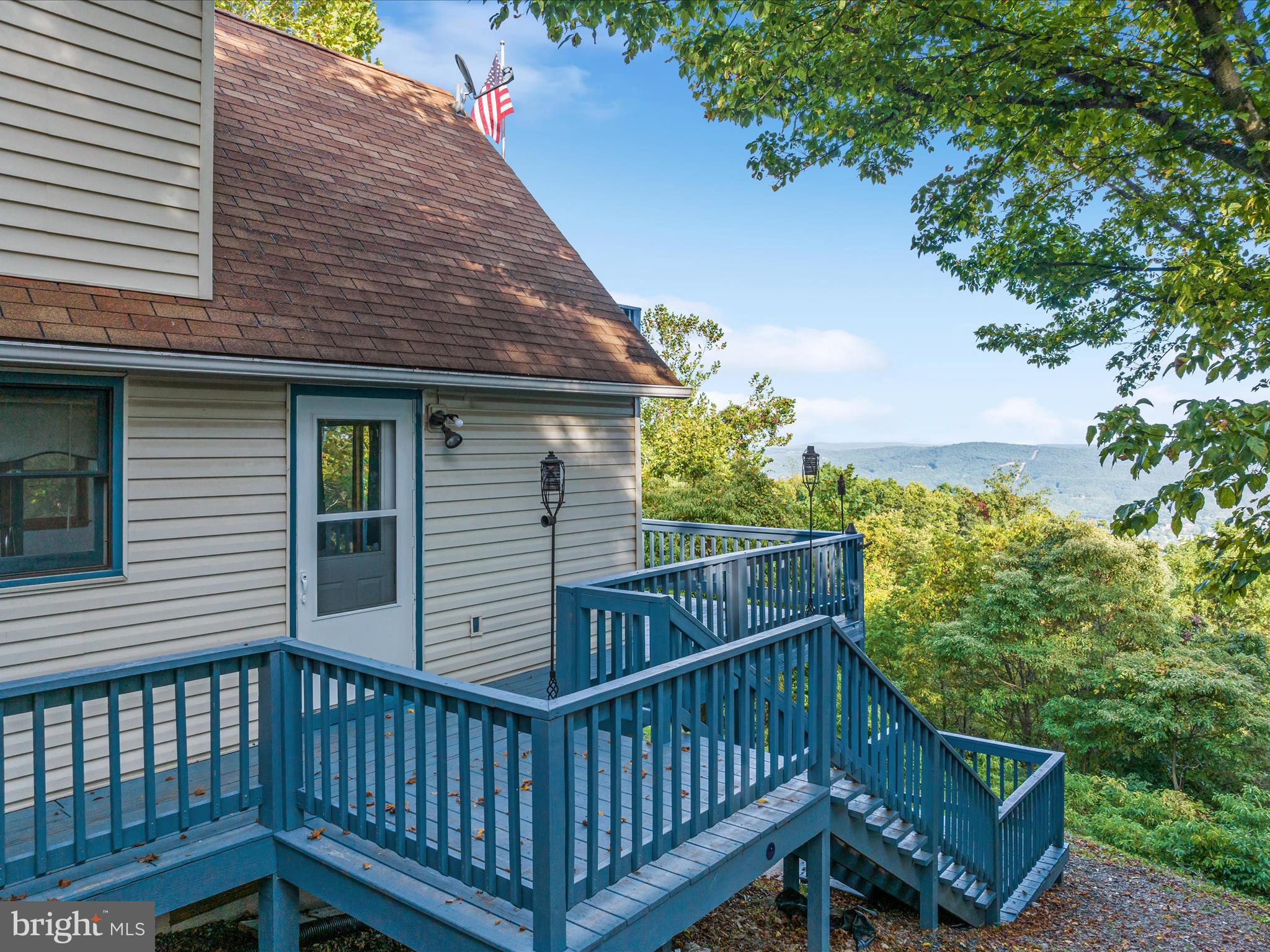 HIGH MOUNTAIN ORCHARDS - Residential