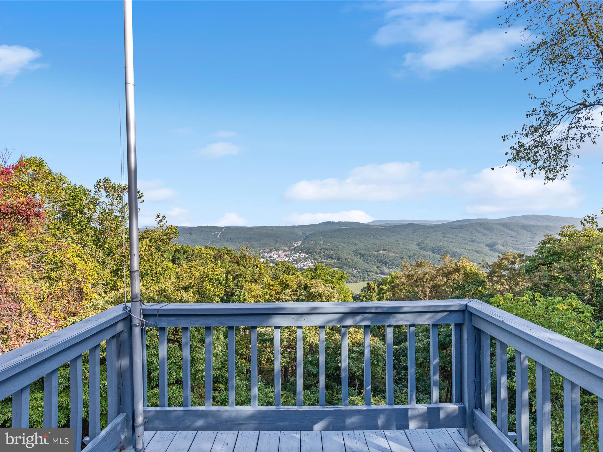 HIGH MOUNTAIN ORCHARDS - Residential