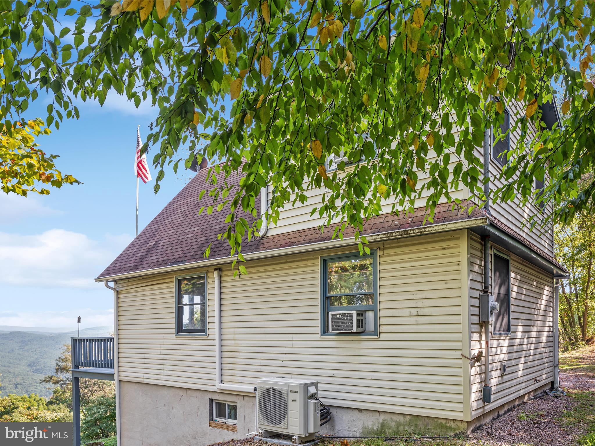 HIGH MOUNTAIN ORCHARDS - Residential