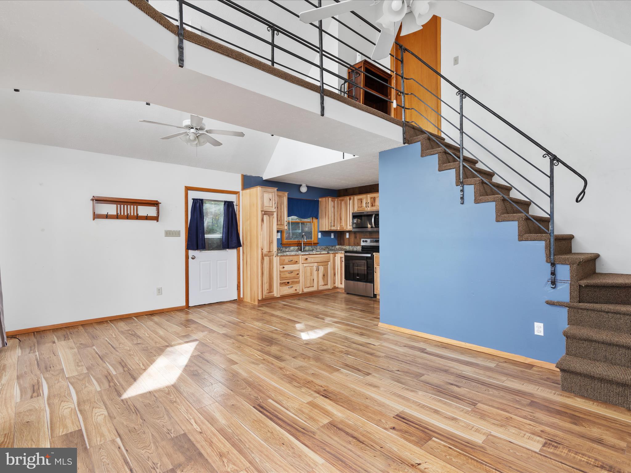 HIGH MOUNTAIN ORCHARDS - Residential