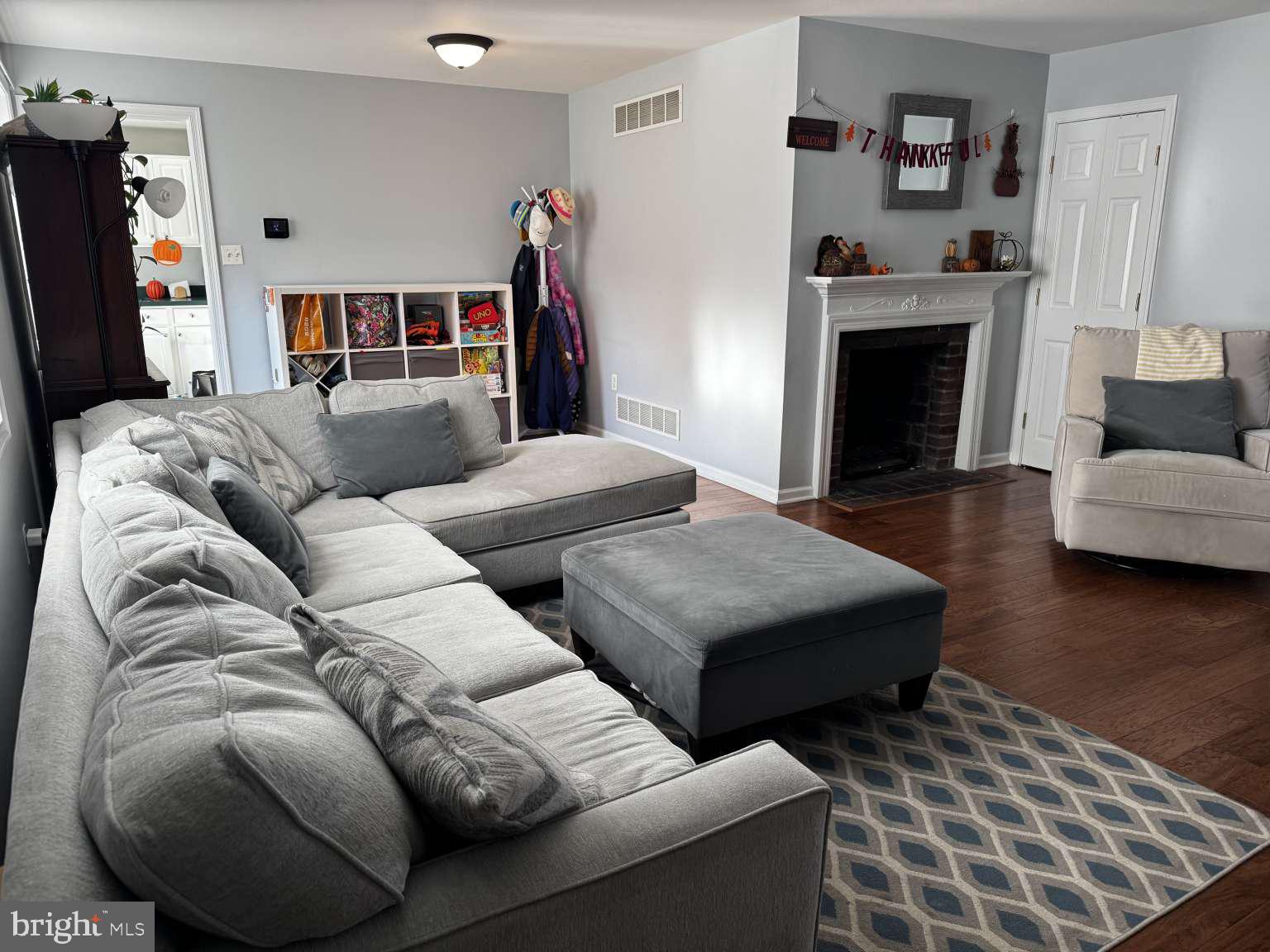 LAFAYETTE HILL - Residential