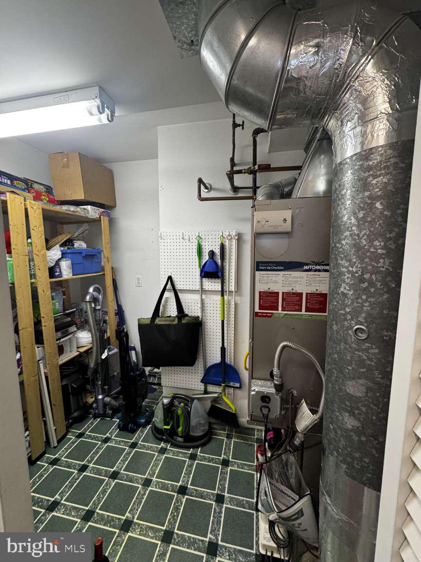 LAFAYETTE HILL - Residential