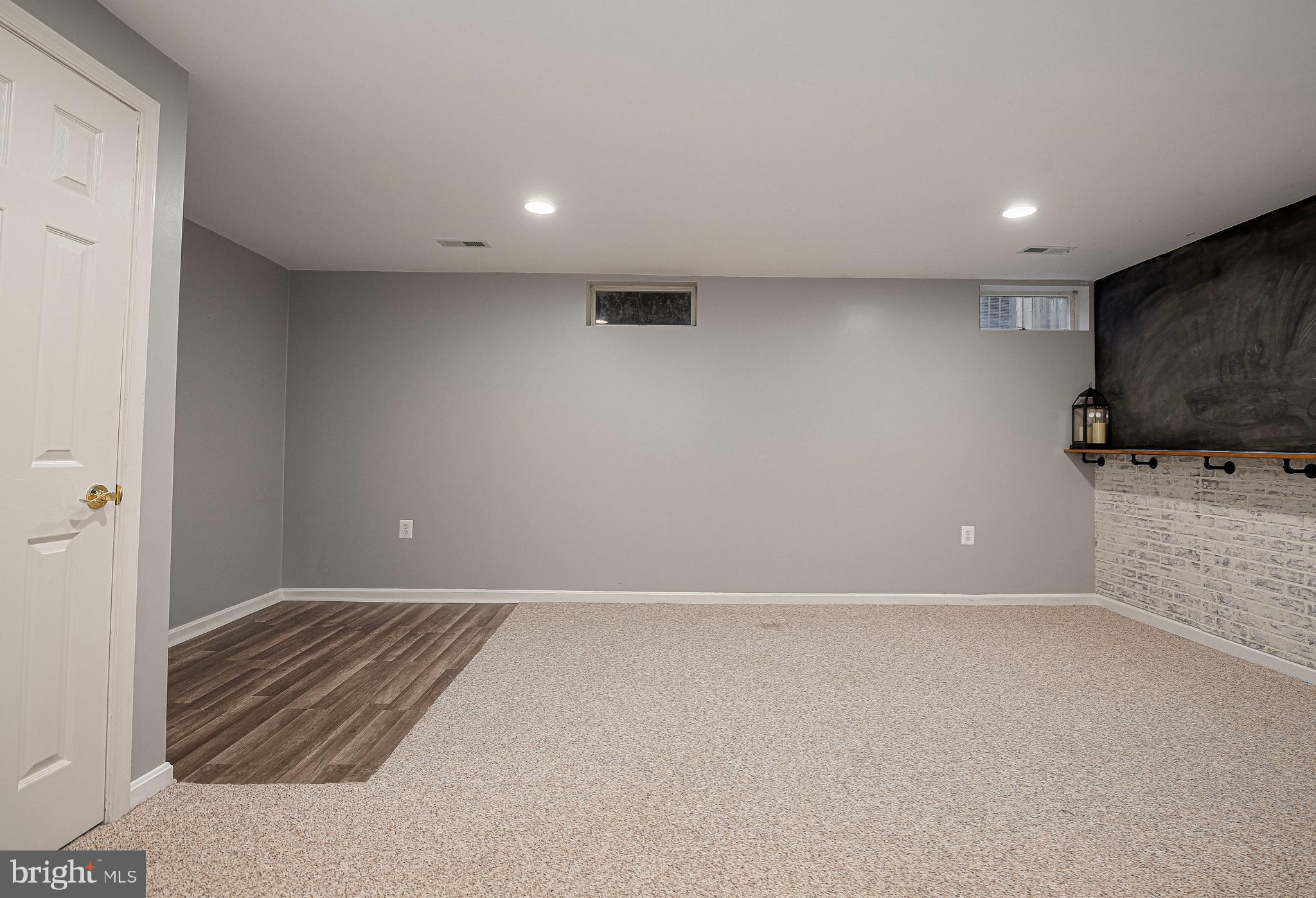 RIDGELY CHOICE - Residential