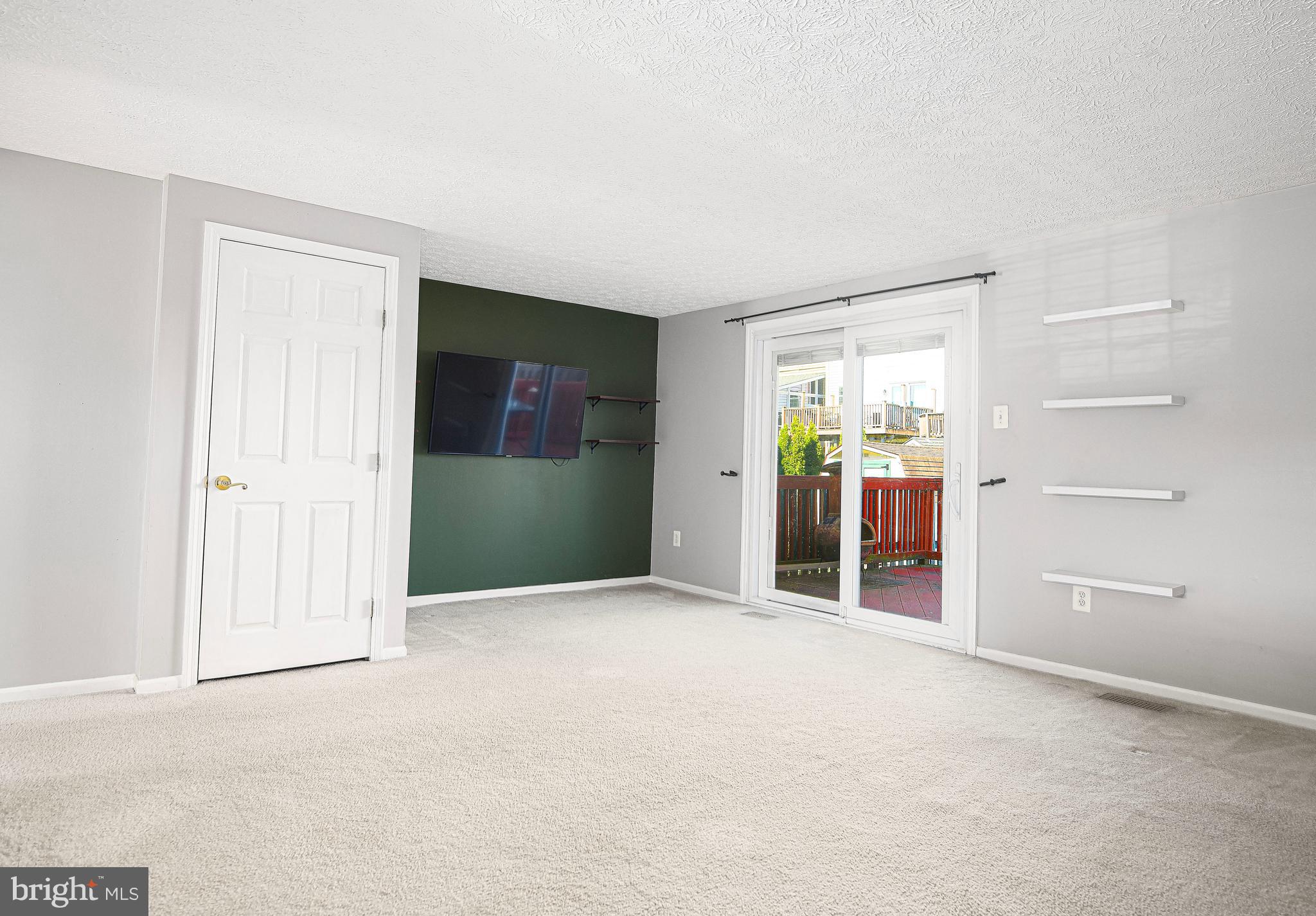 RIDGELY CHOICE - Residential